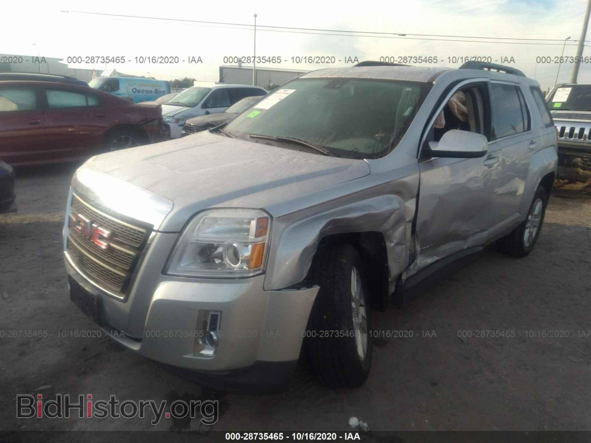 2011 GMC TERRAIN - VIN: 2CTFLTEC6B6302171 - Photo 2