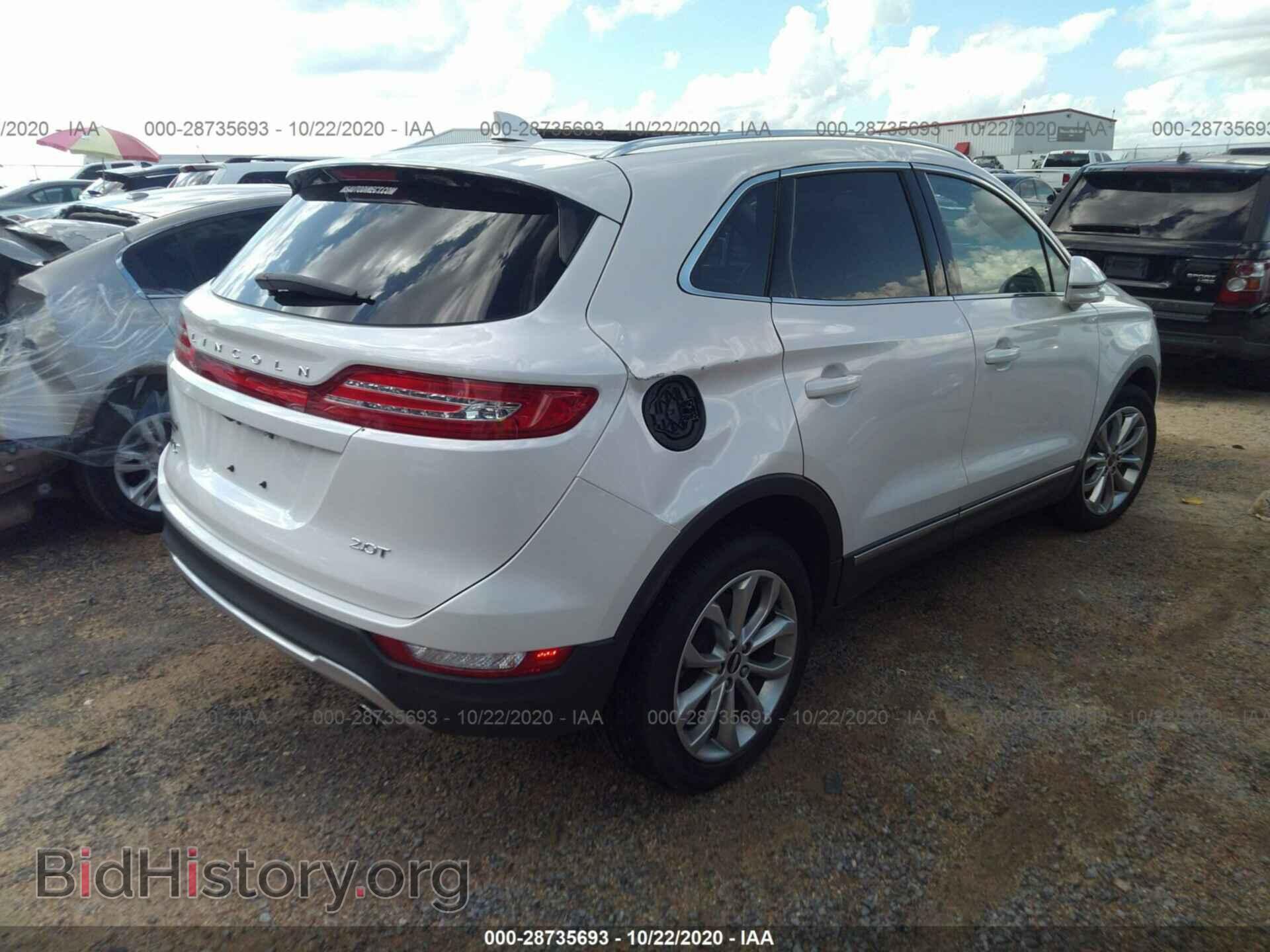 2017 LINCOLN MKC - VIN: 5LMCJ2C9XHUL35537 - Photo 4