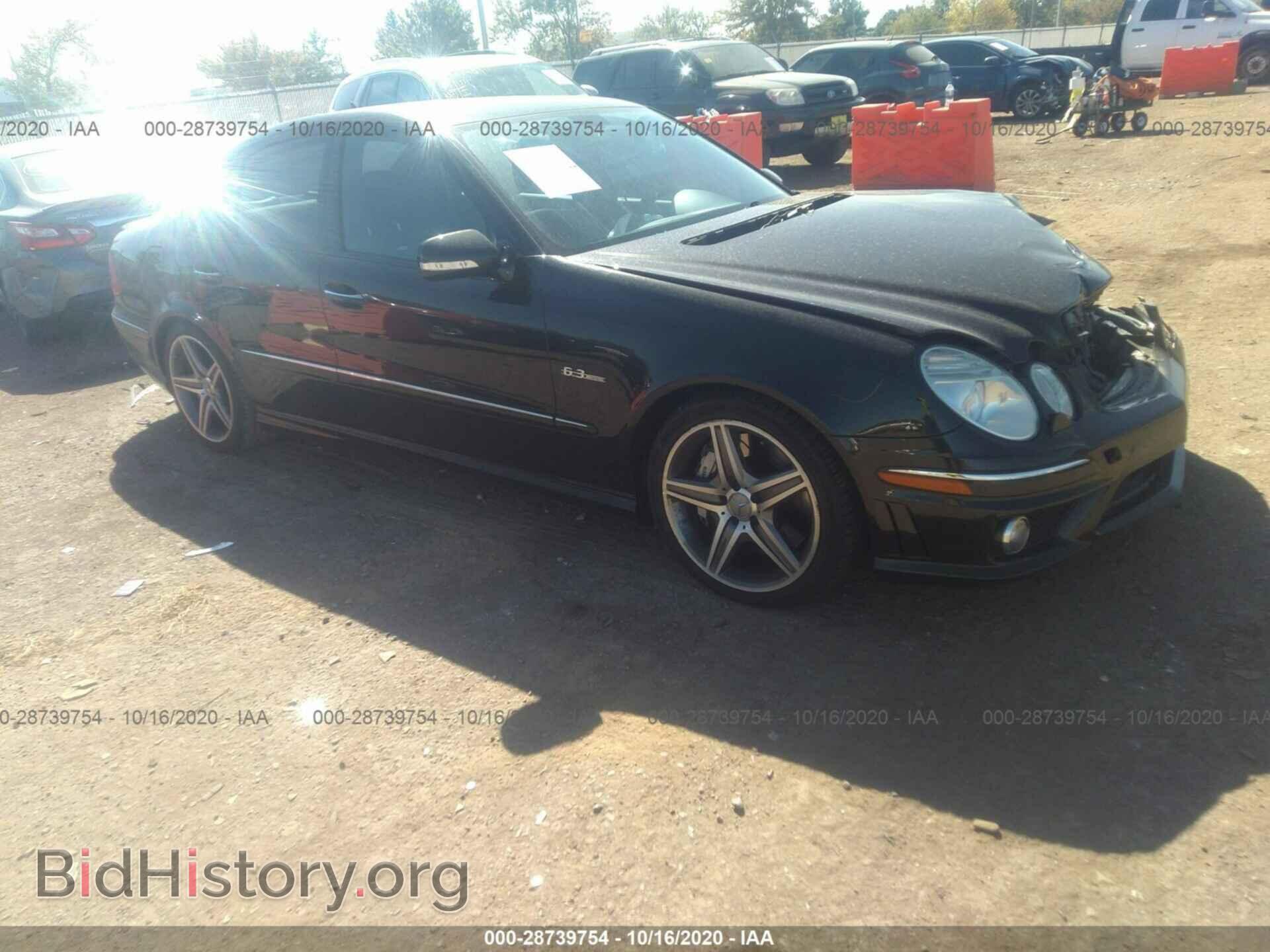 Photo WDBUF77X67A998637 - MERCEDES-BENZ E-CLASS 2007