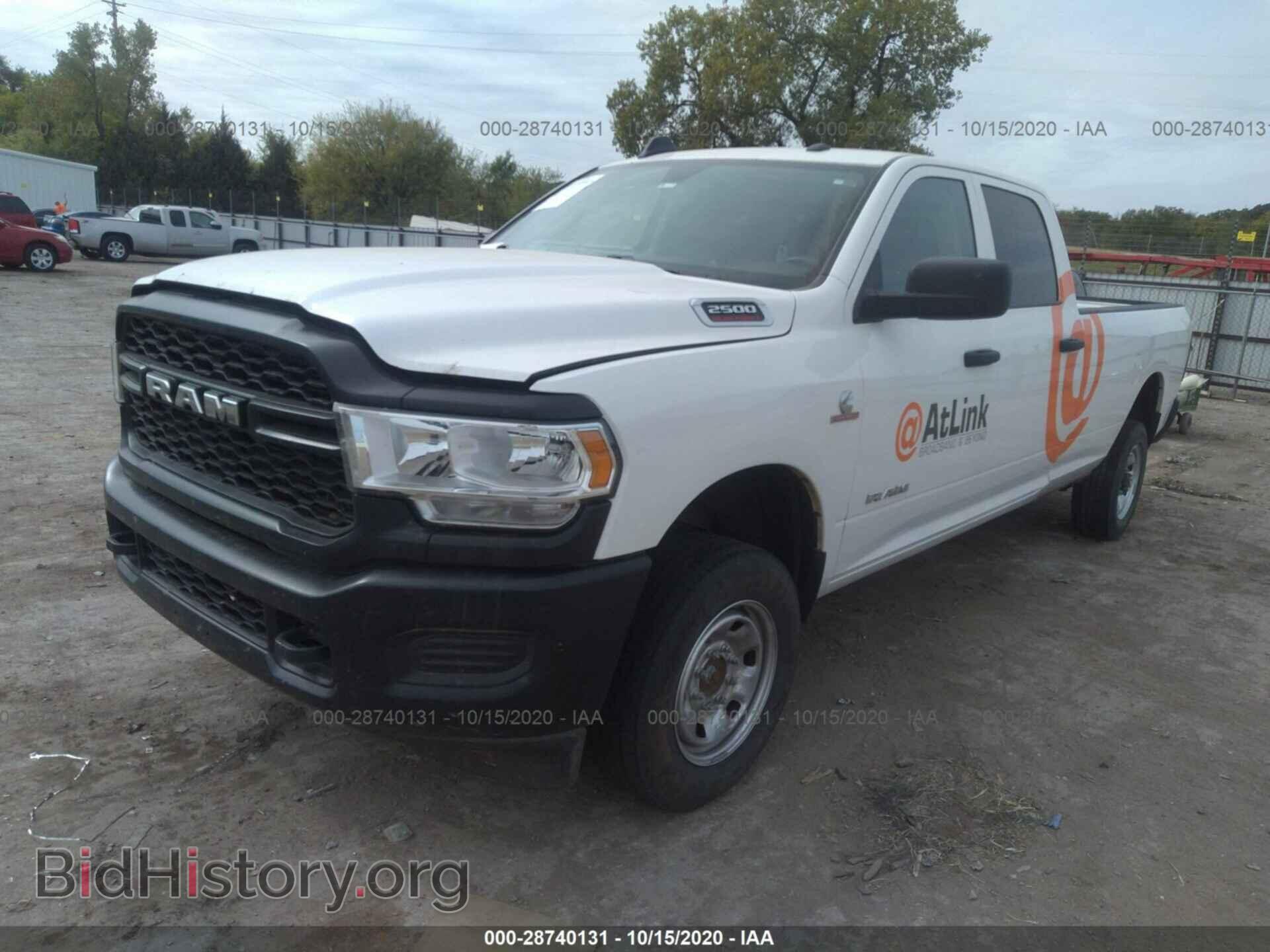 2019 RAM 2500 - VIN: 3C6UR5HL2KG694313 - Photo 2