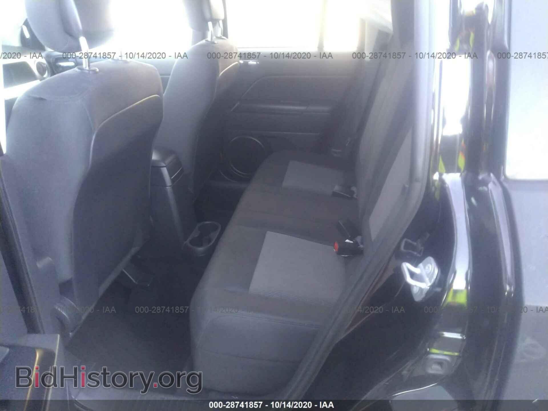 2014 JEEP COMPASS - VIN: 1C4NJCBA1ED717534 - Фото 8