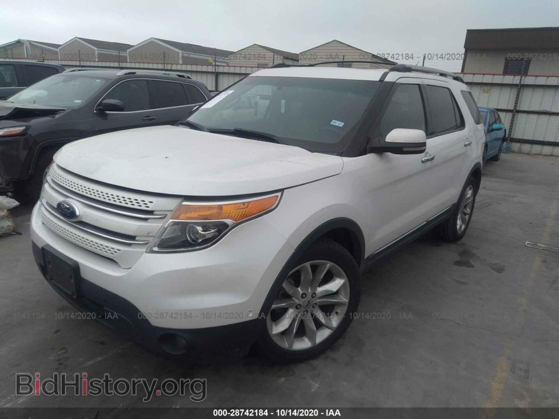 2011 FORD EXPLORER - VIN: 1FMHK7F84BGA50506 - Фото 2