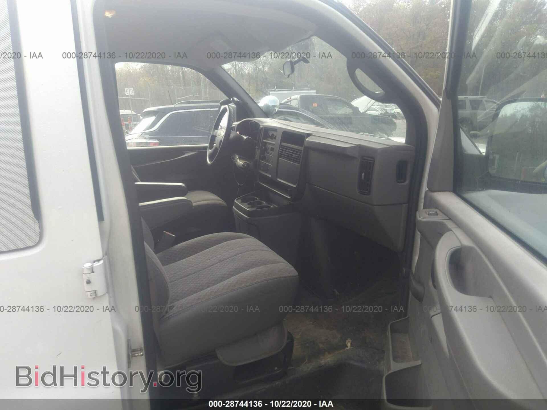 2007 CHEVROLET EXPRESS CARGO VAN - VIN: 1GCHG35U871198567 - Photo 5