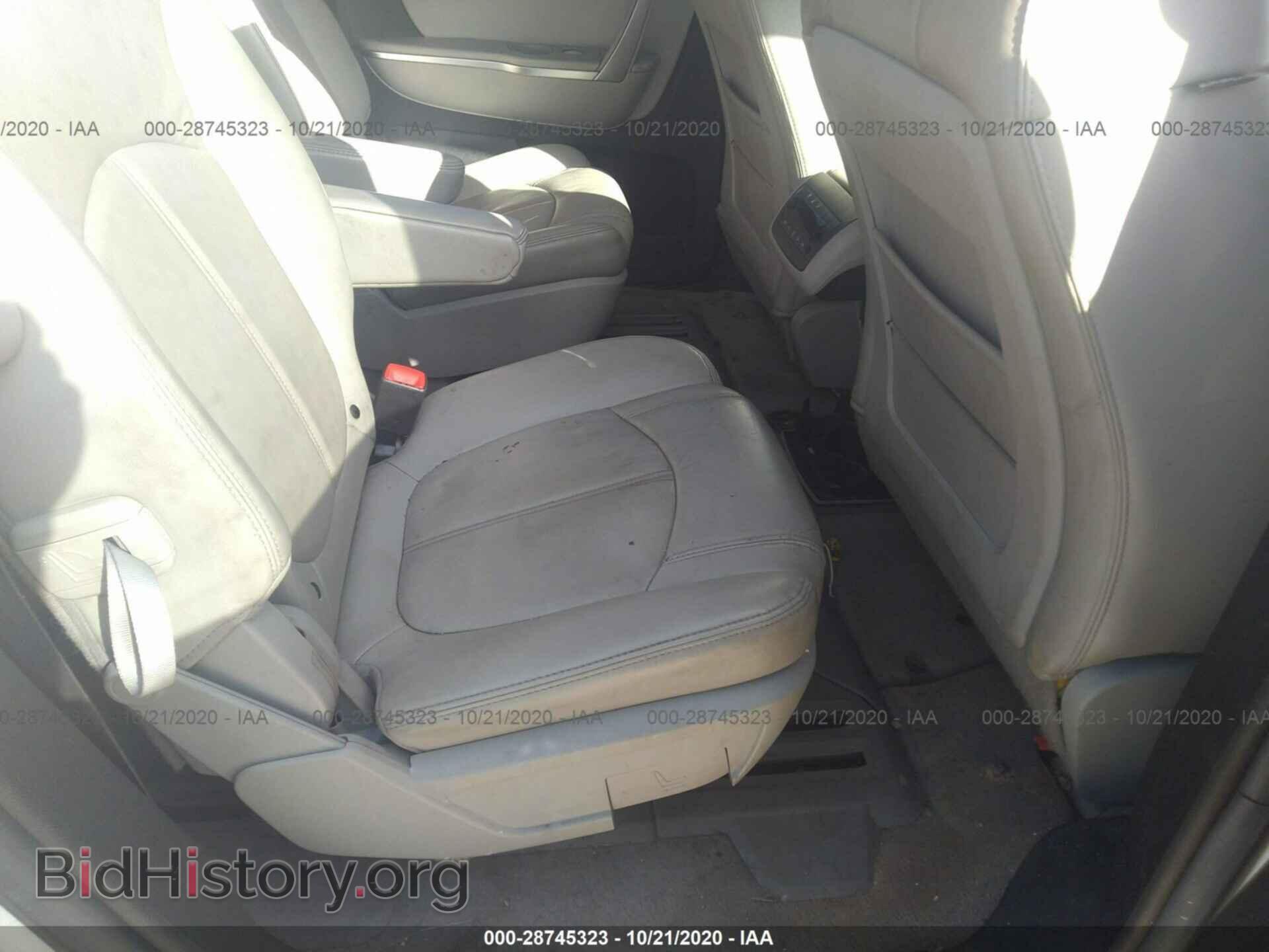 2008 GMC ACADIA - VIN: 1GKER33718J235880 - Фото 8