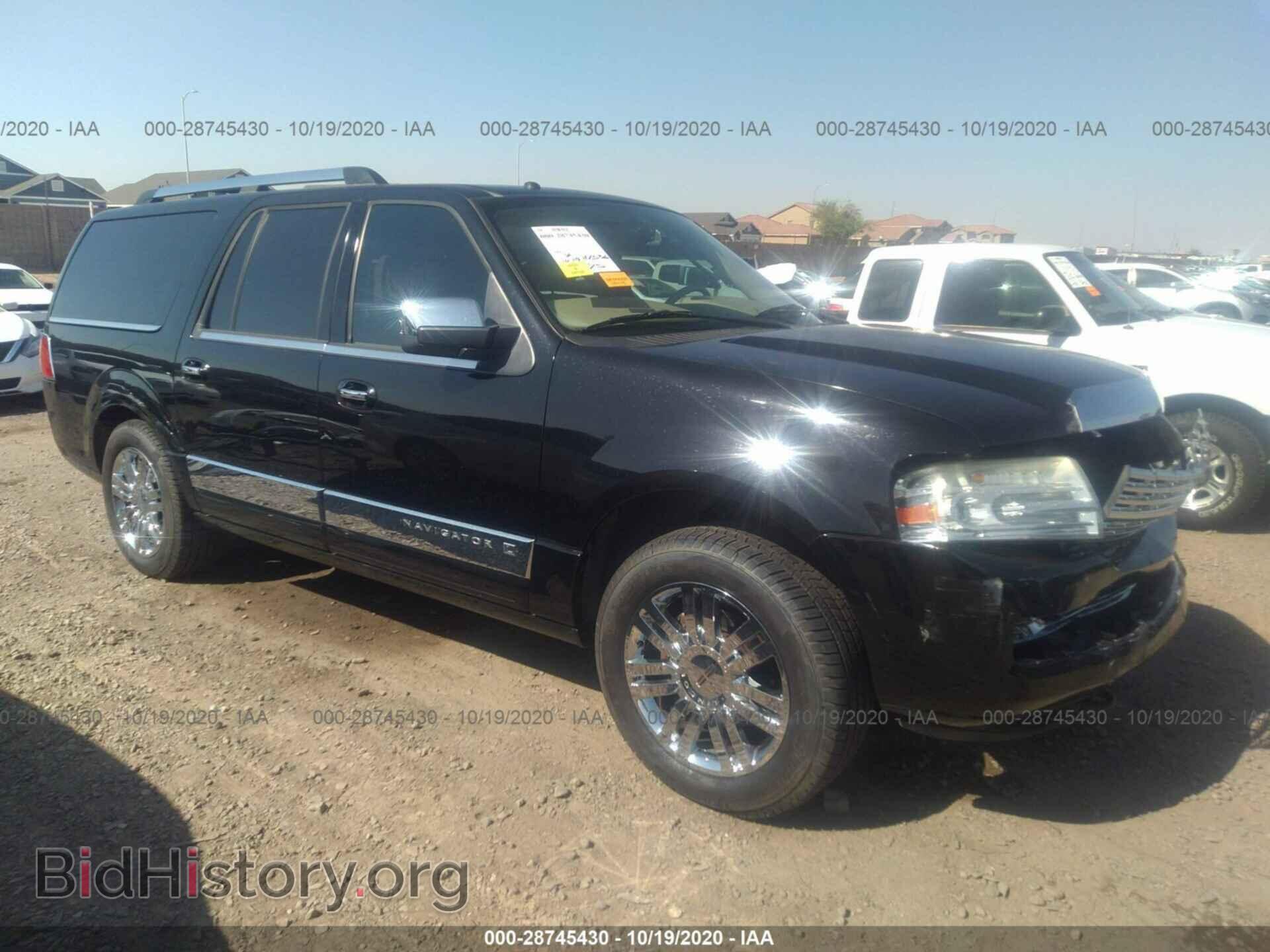 Photo 5LMFL28537LJ15710 - LINCOLN NAVIGATOR L 2007