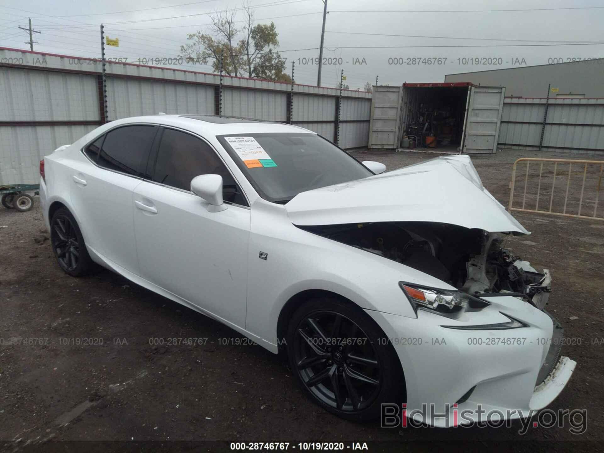 Photo JTHCM1D22G5001469 - LEXUS IS 300 2016