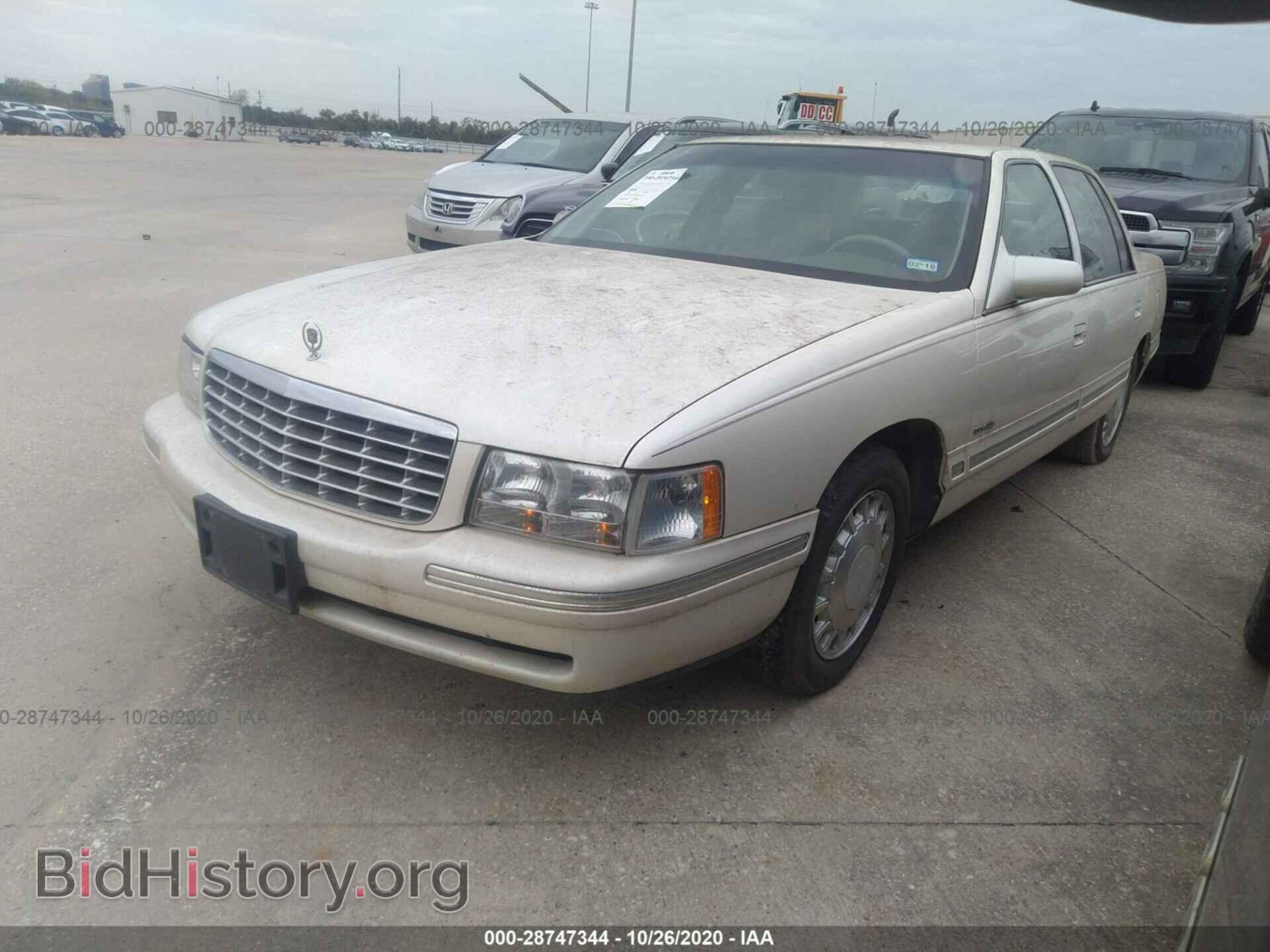 1998 CADILLAC DEVILLE - VIN: 1G6KD54Y8WU706096 - Photo 2