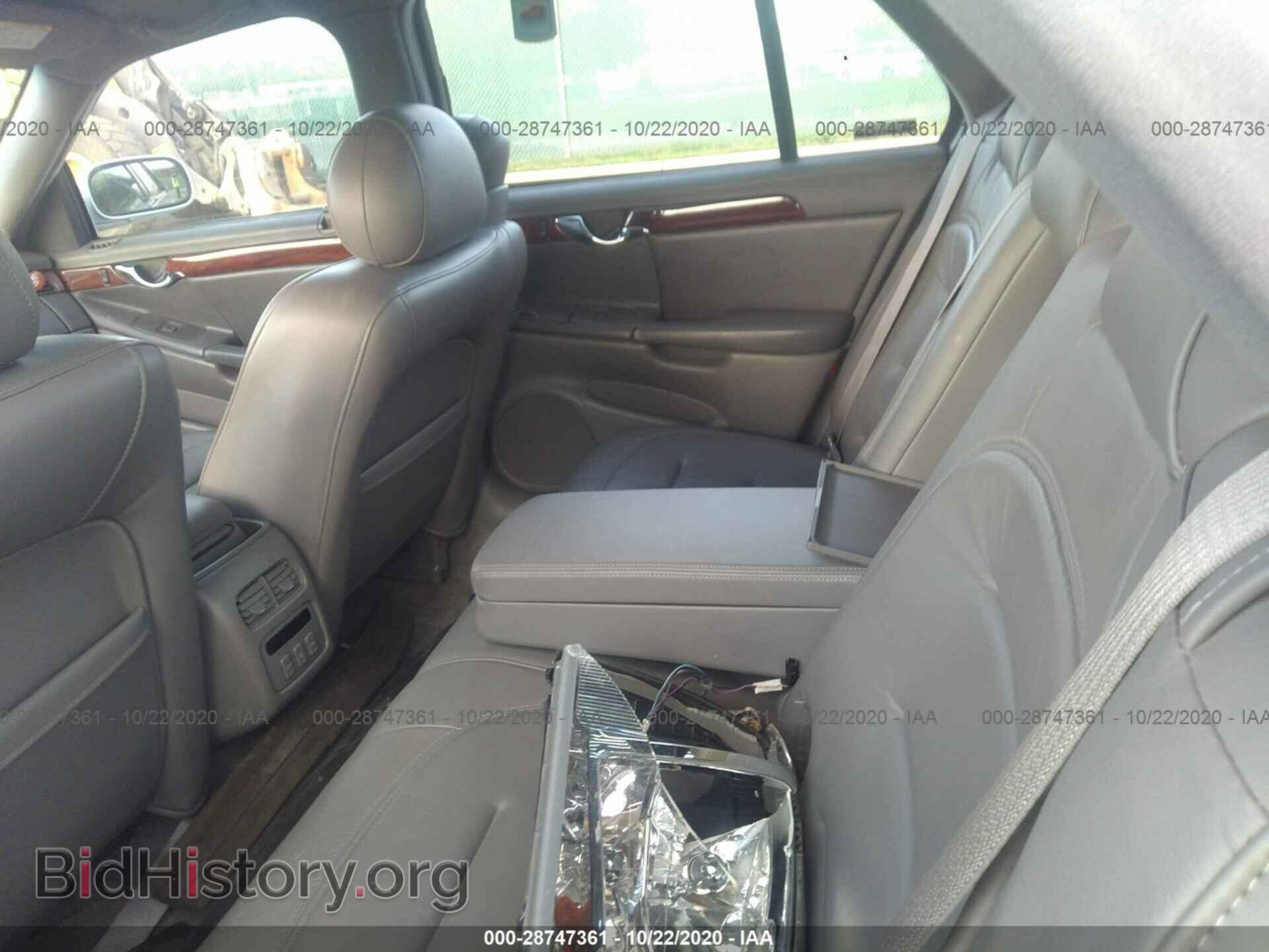2001 CADILLAC DEVILLE - VIN: 1G6KD54YX1U261370 - Photo 8