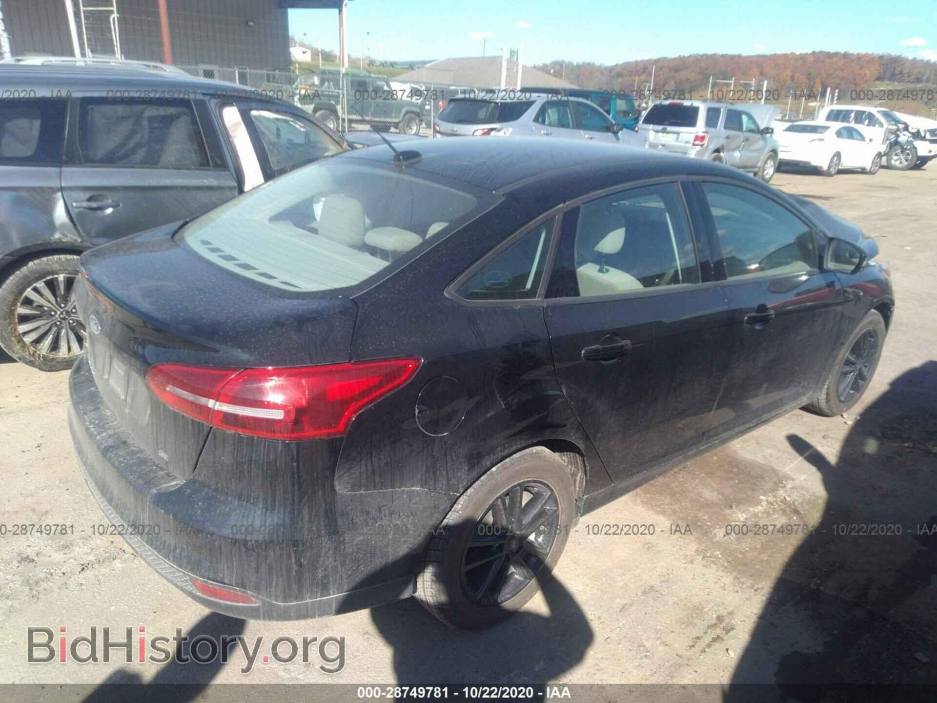 2017 FORD FOCUS - VIN: 1FADP3F29HL312843 - Фото 4