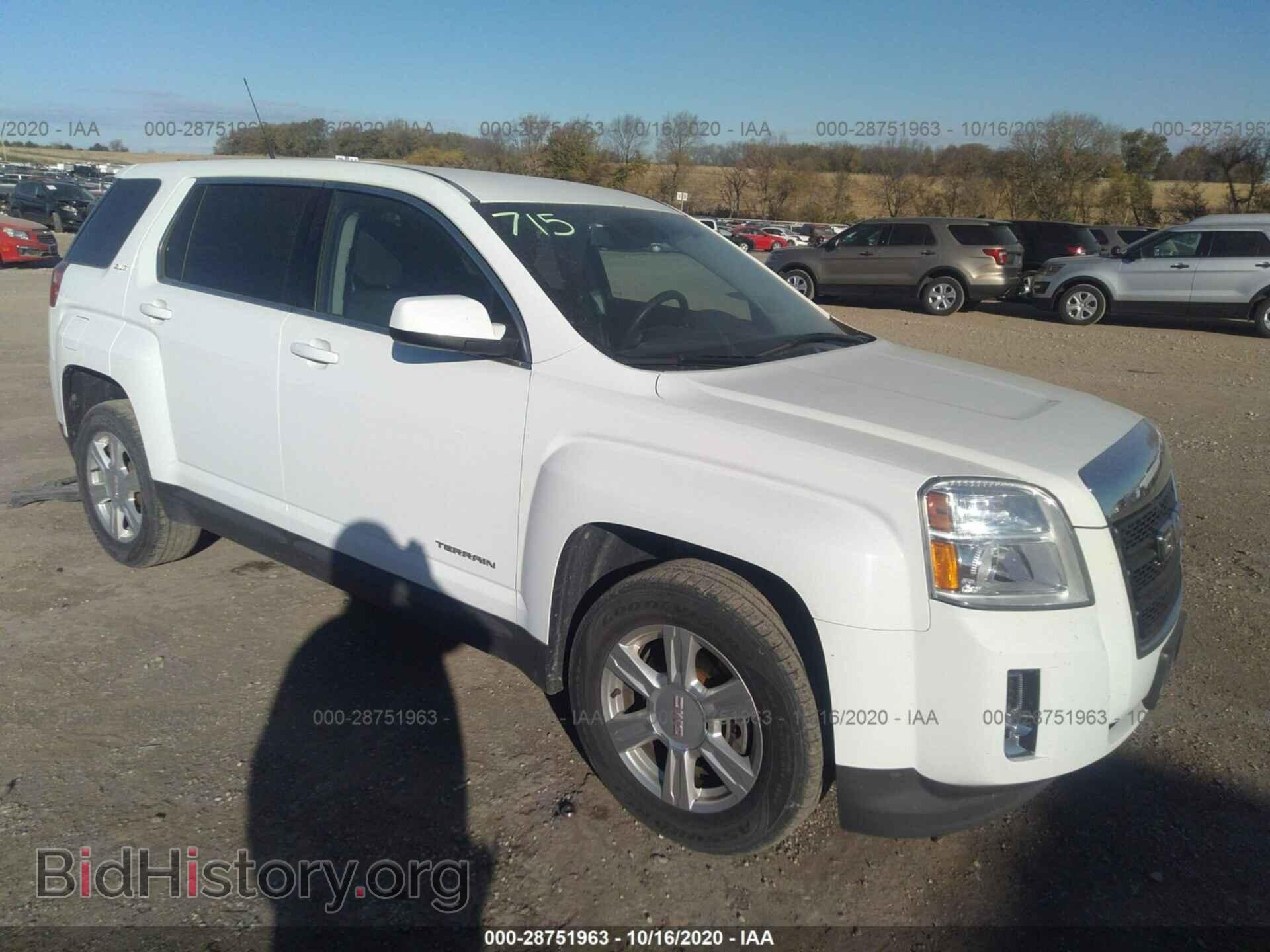 Фотография 2GKFLVEK3F6323665 - GMC TERRAIN 2015