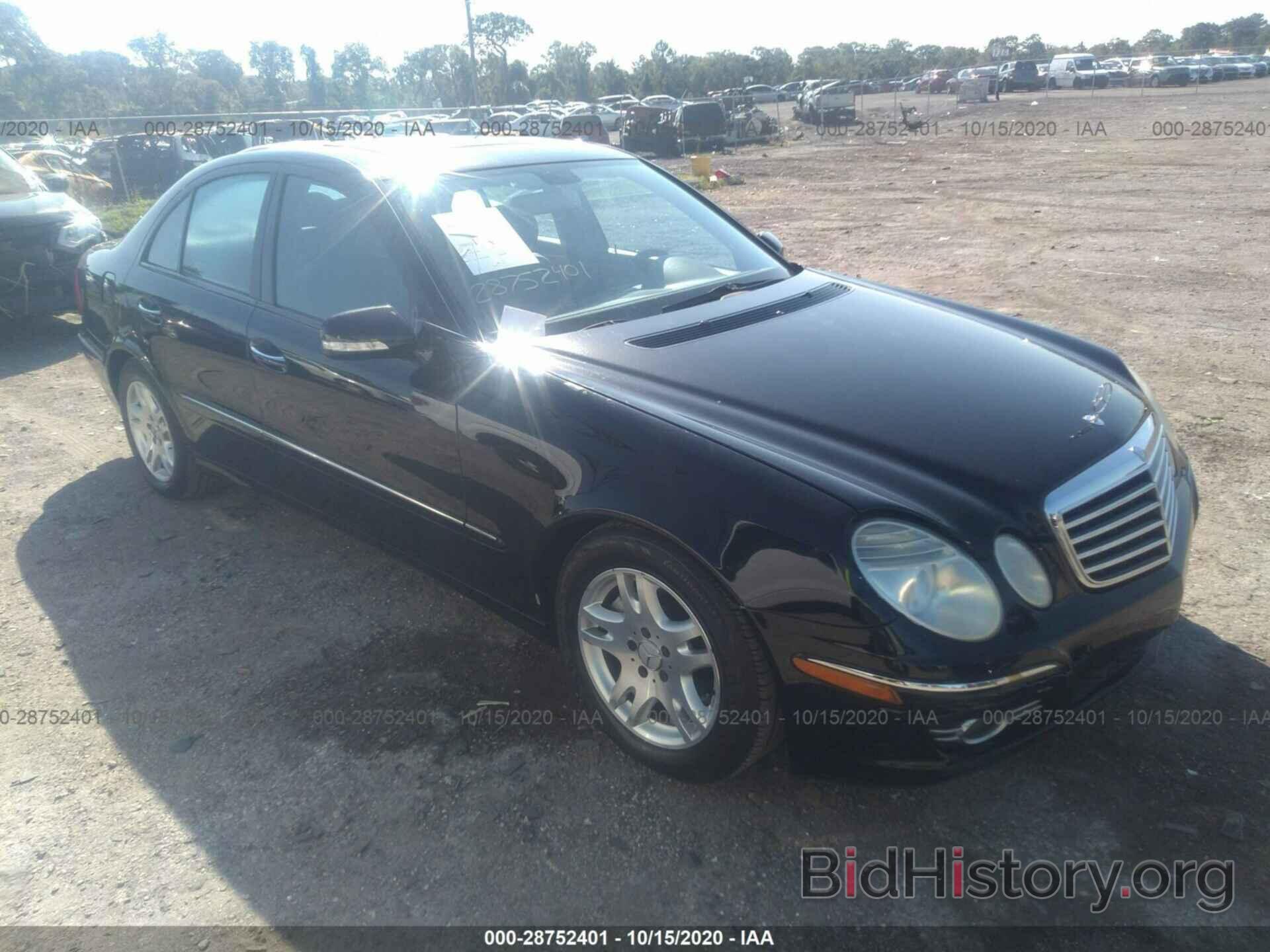 Photo WDBUF56X38B219468 - MERCEDES-BENZ E-CLASS 2008