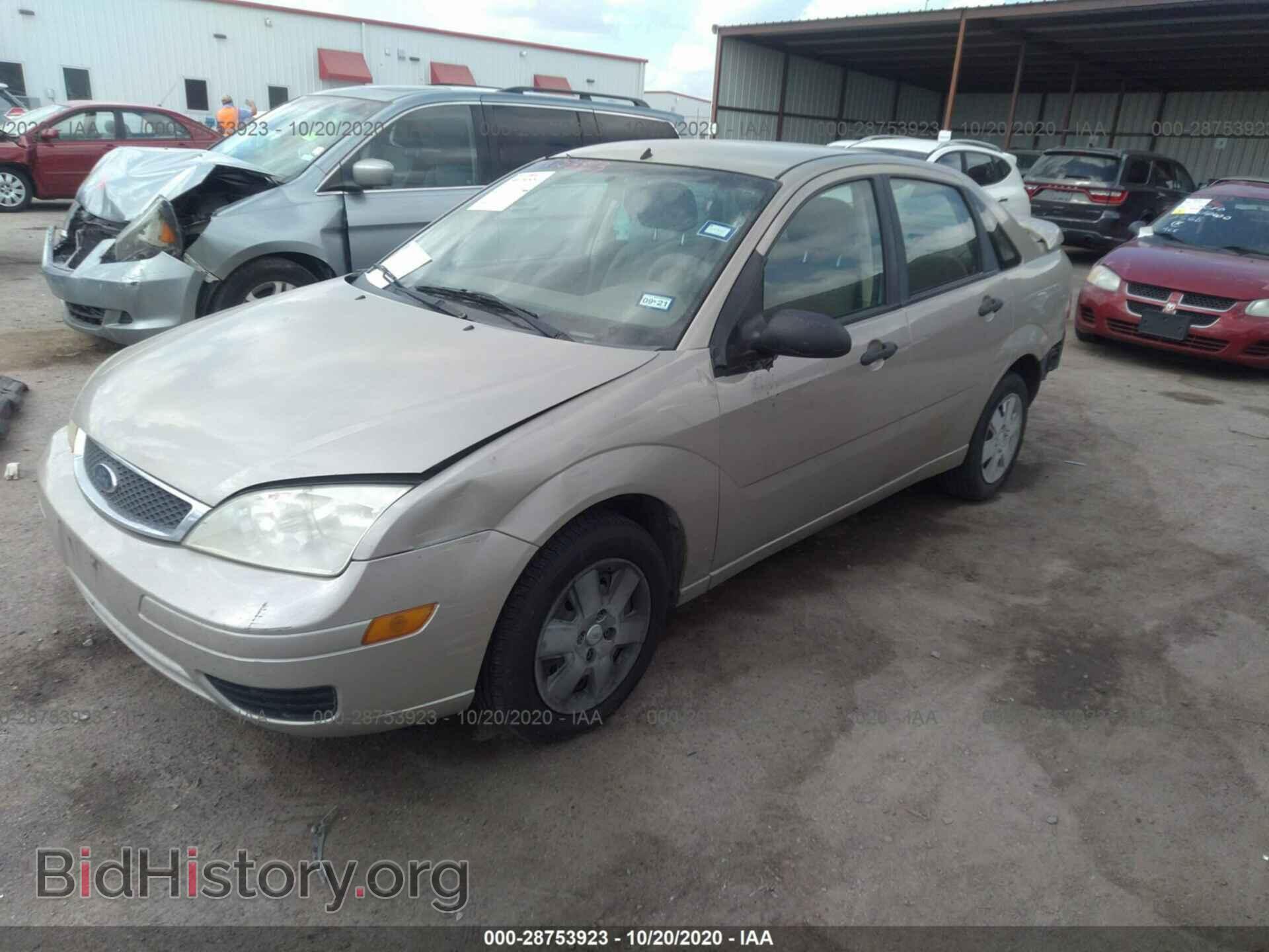 2007 FORD FOCUS - VIN: 1FAFP34N97W192397 - Фото 2