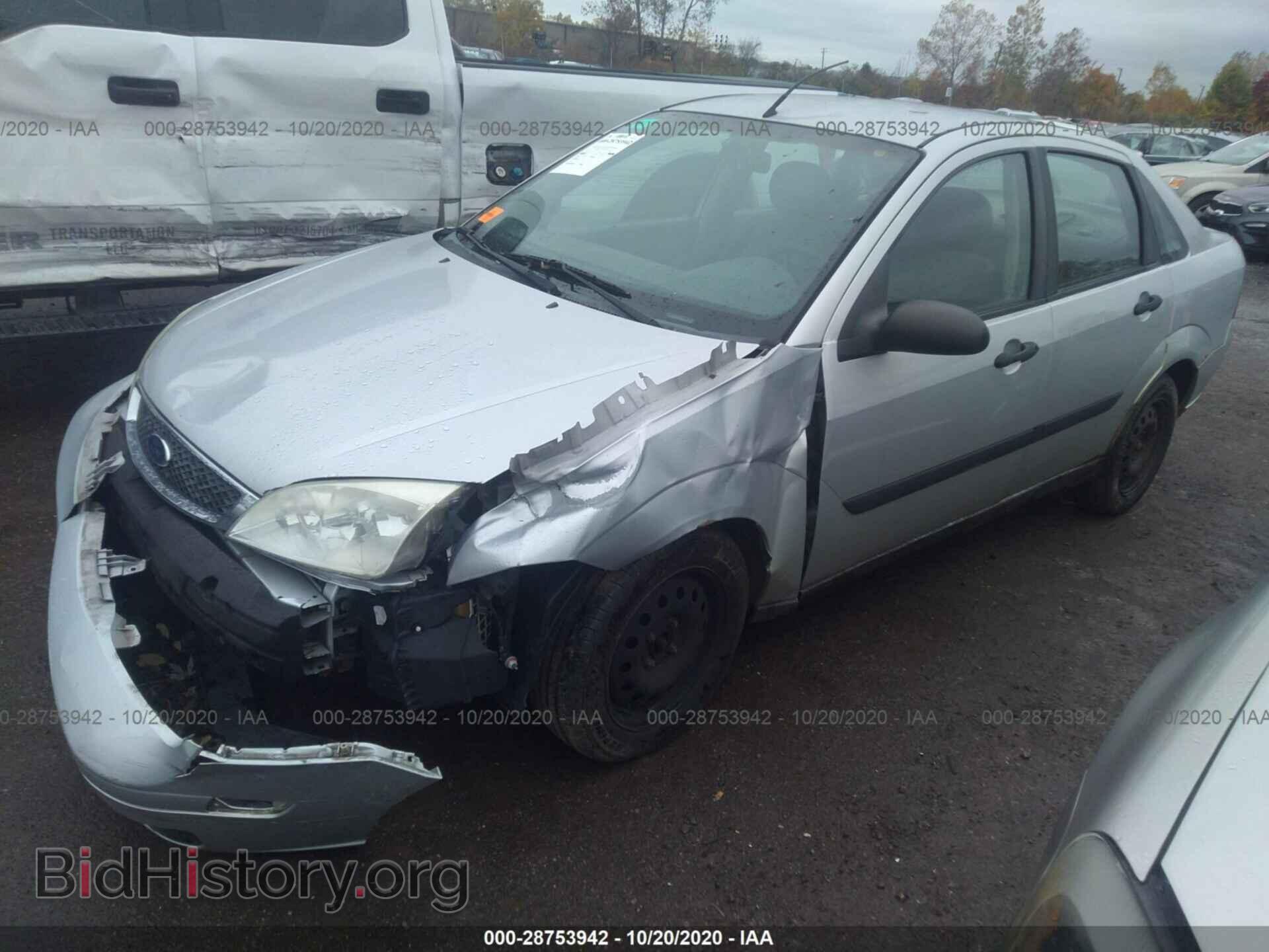 2005 FORD FOCUS - VIN: 1FAFP34NX5W112375 - Фото 2
