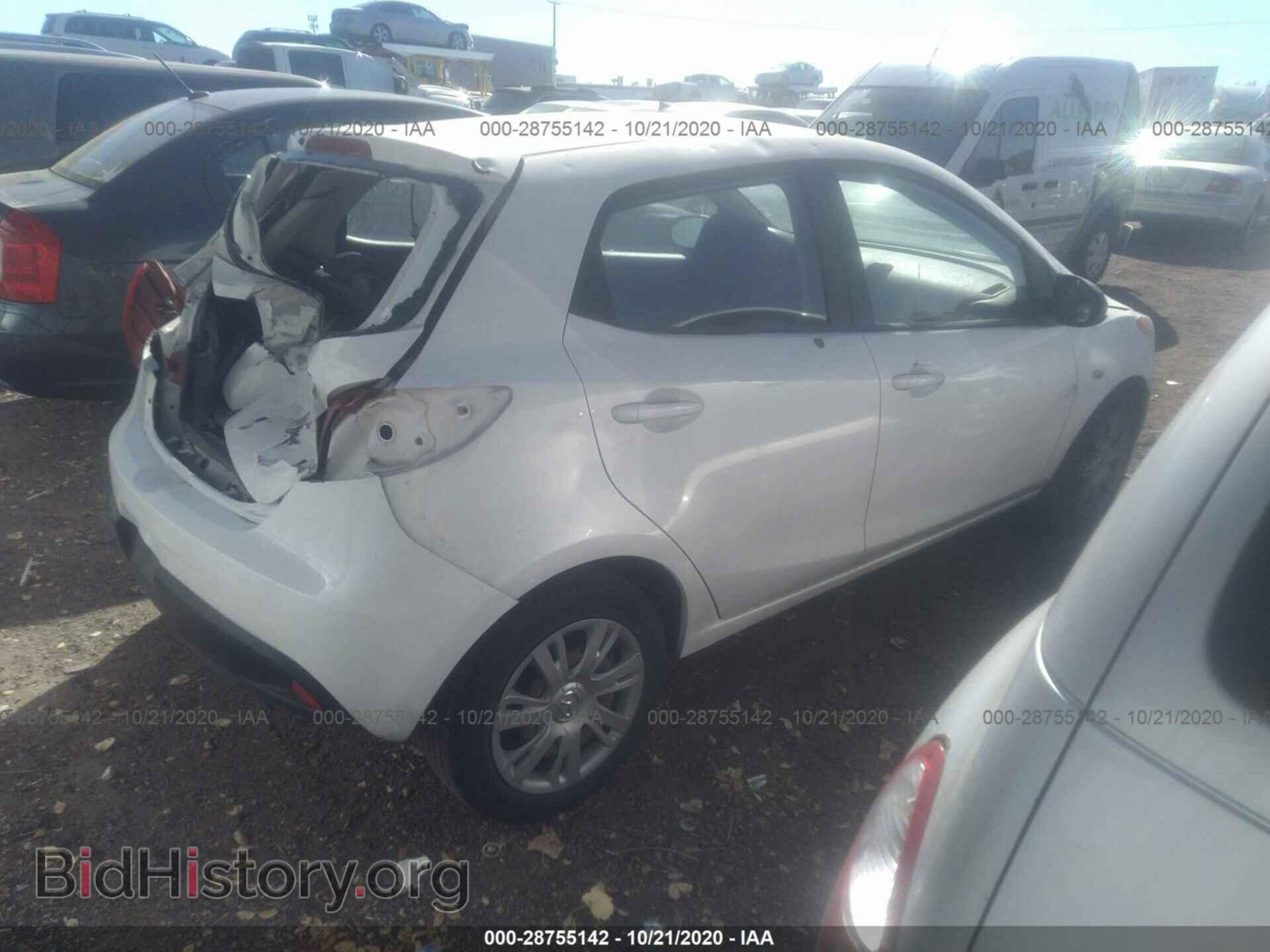 2014 MAZDA MAZDA2 - VIN: JM1DE1KY8E0186390 - Фото 4