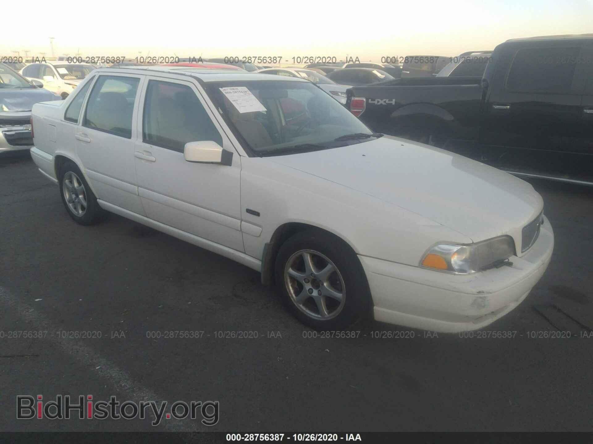 Фотография YV1LS5643W1445974 - VOLVO S70 1998