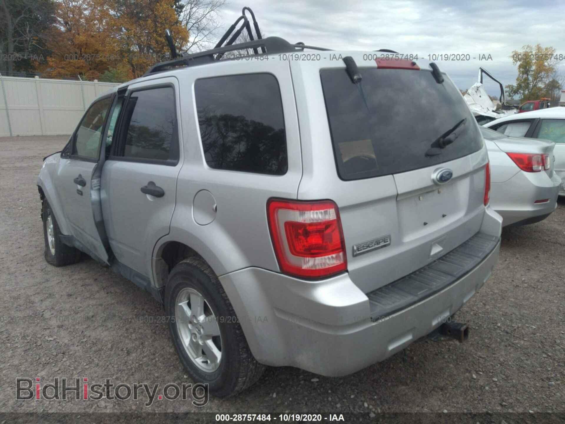 2011 FORD ESCAPE - VIN: 1FMCU0D72BKC03094 - Photo 3