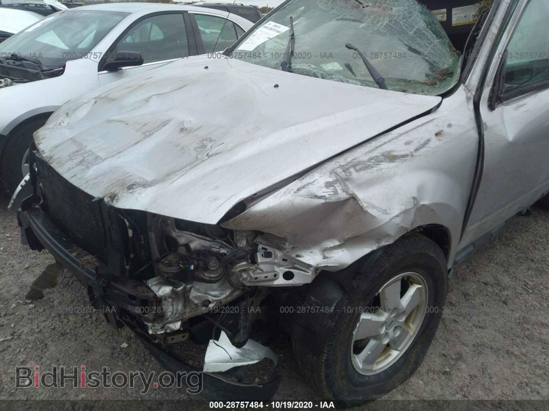 2011 FORD ESCAPE - VIN: 1FMCU0D72BKC03094 - Photo 6