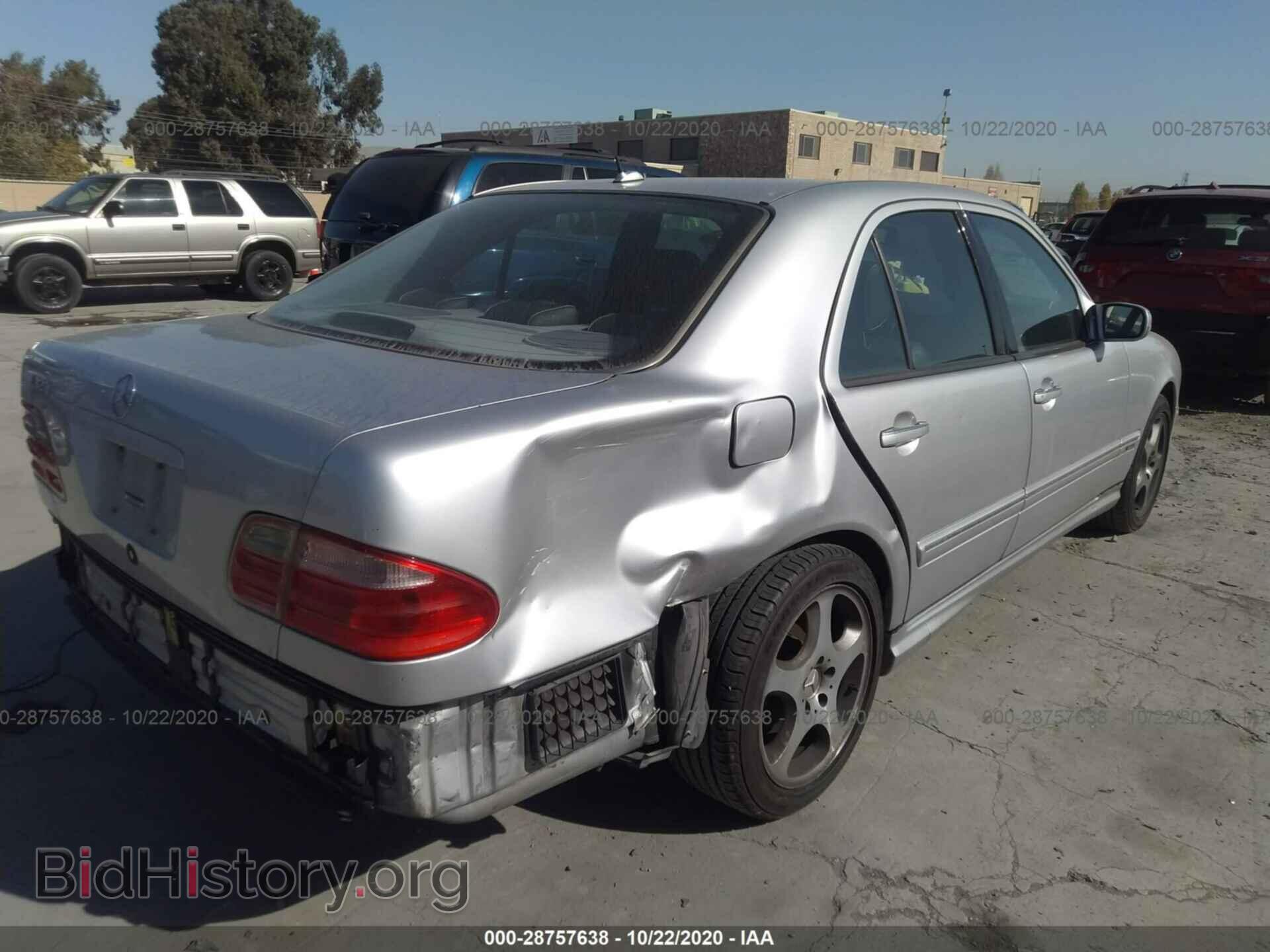 2001 MERCEDES-BENZ E-CLASS - VIN: WDBJF65J71B337230 - Фото 4