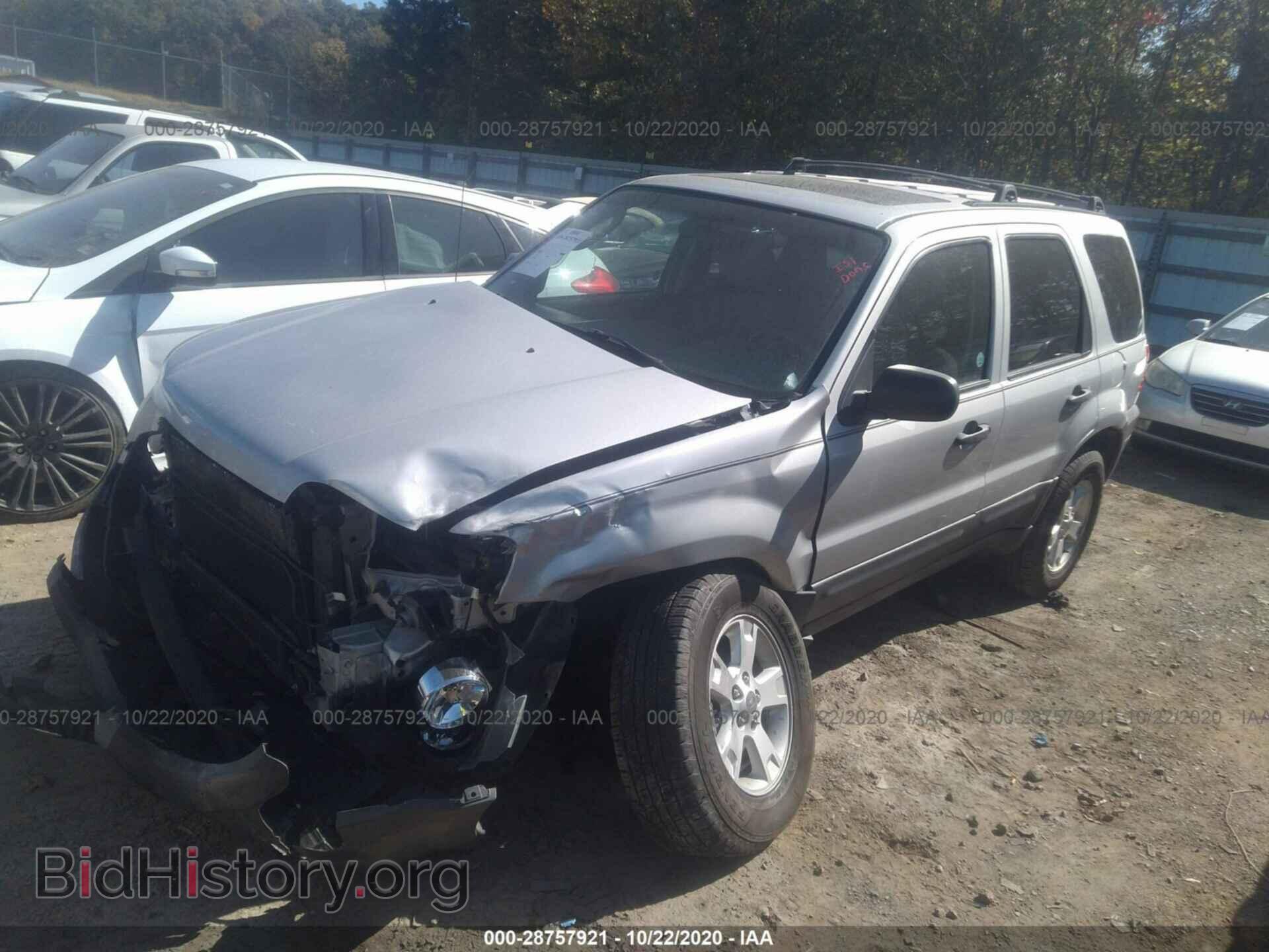 2007 FORD ESCAPE - VIN: 1FMCU03187KA03745 - Фото 2
