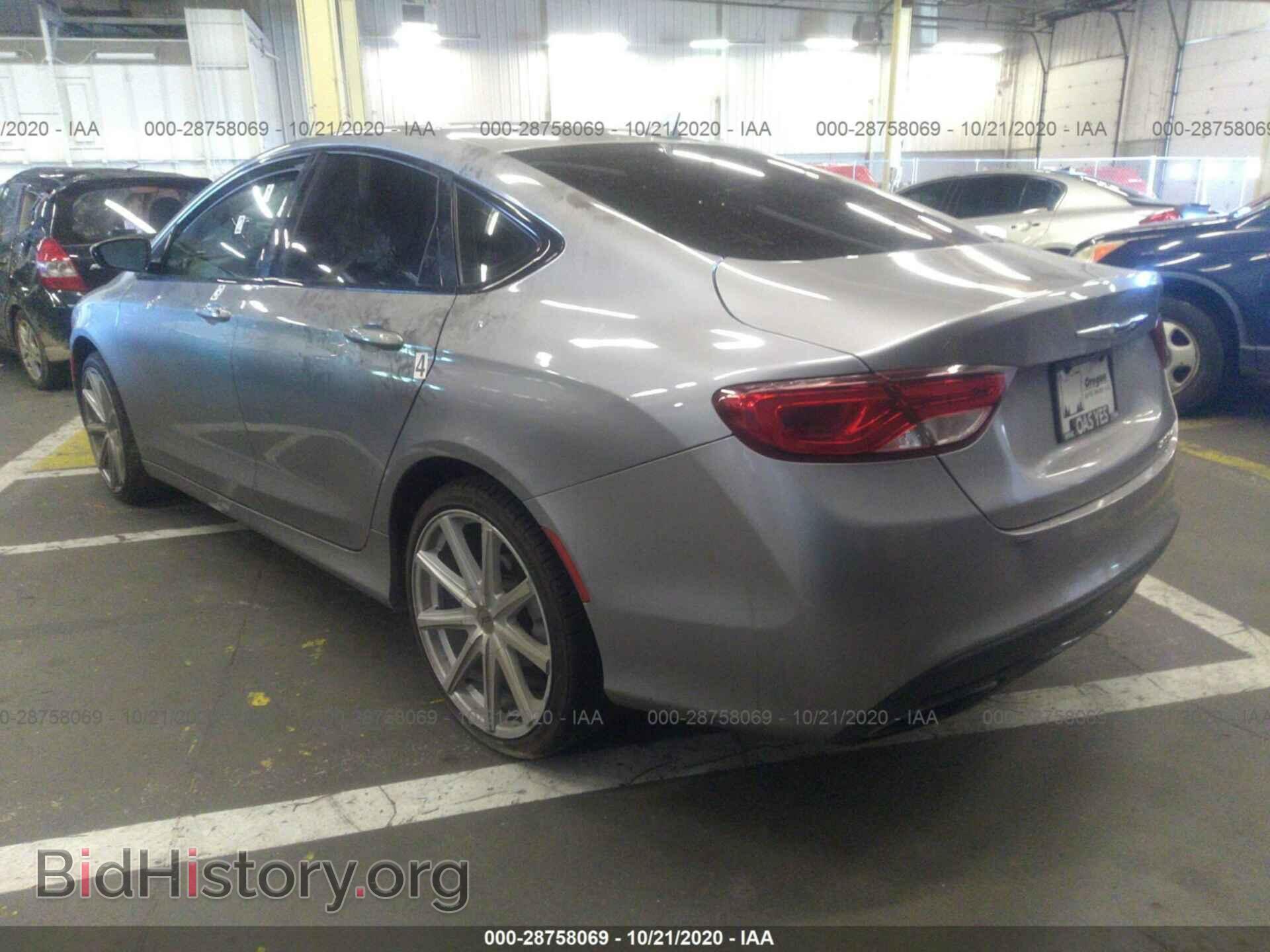2016 CHRYSLER 200 - VIN: 1C3CCCBB3GN157690 - Фото 3