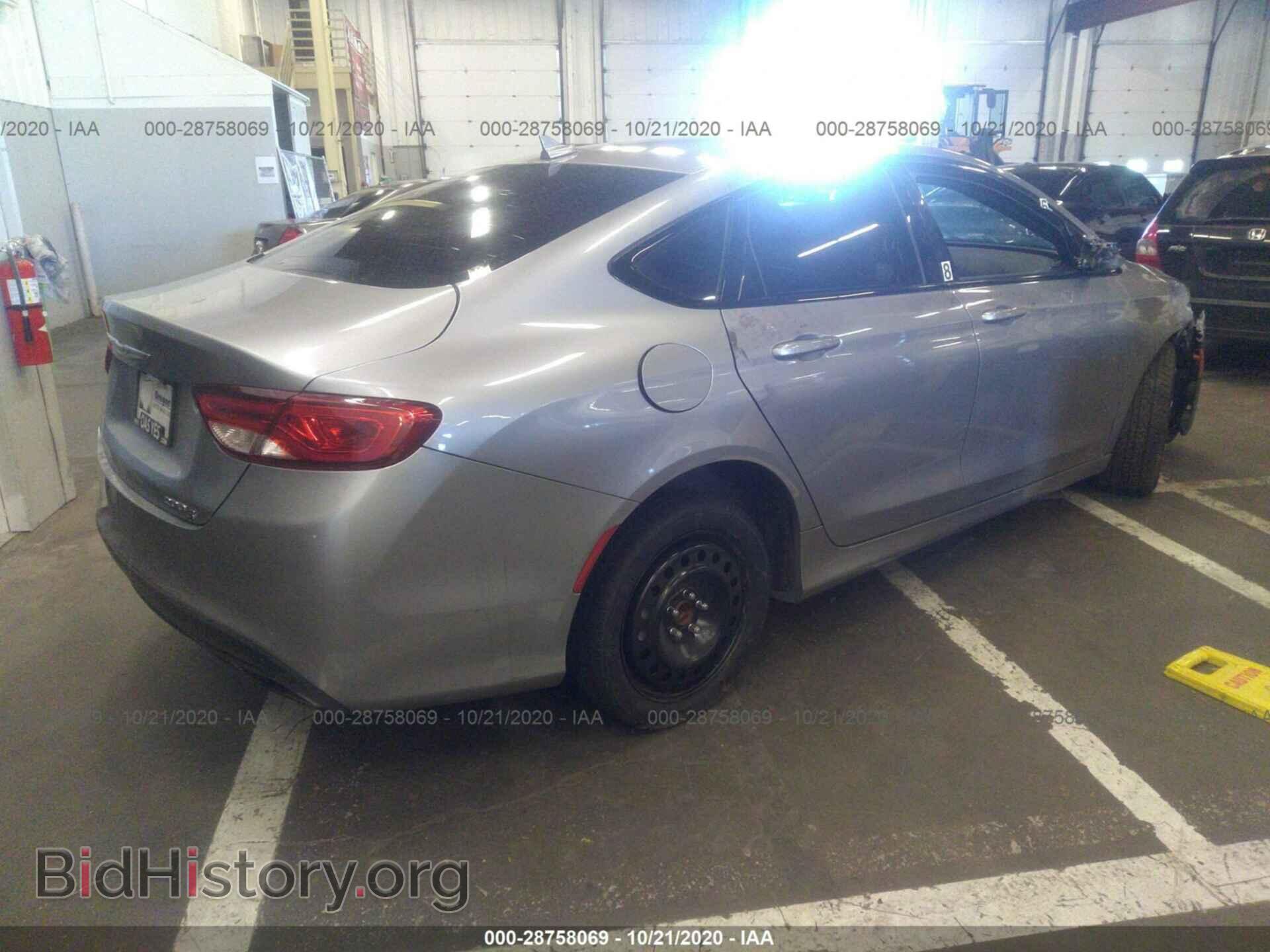 2016 CHRYSLER 200 - VIN: 1C3CCCBB3GN157690 - Фото 4