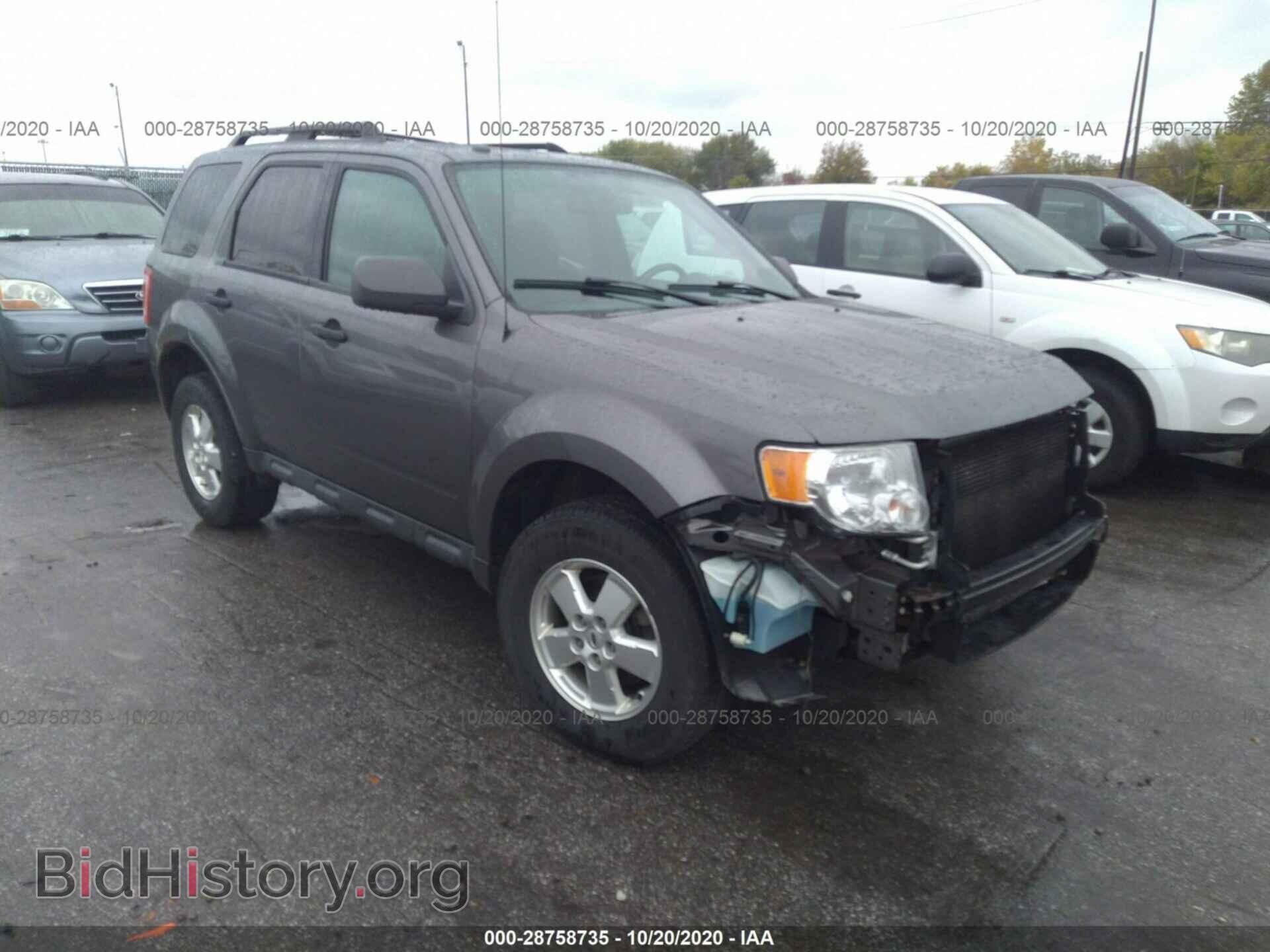 Photo 1FMCU0D70BKC03255 - FORD ESCAPE 2011