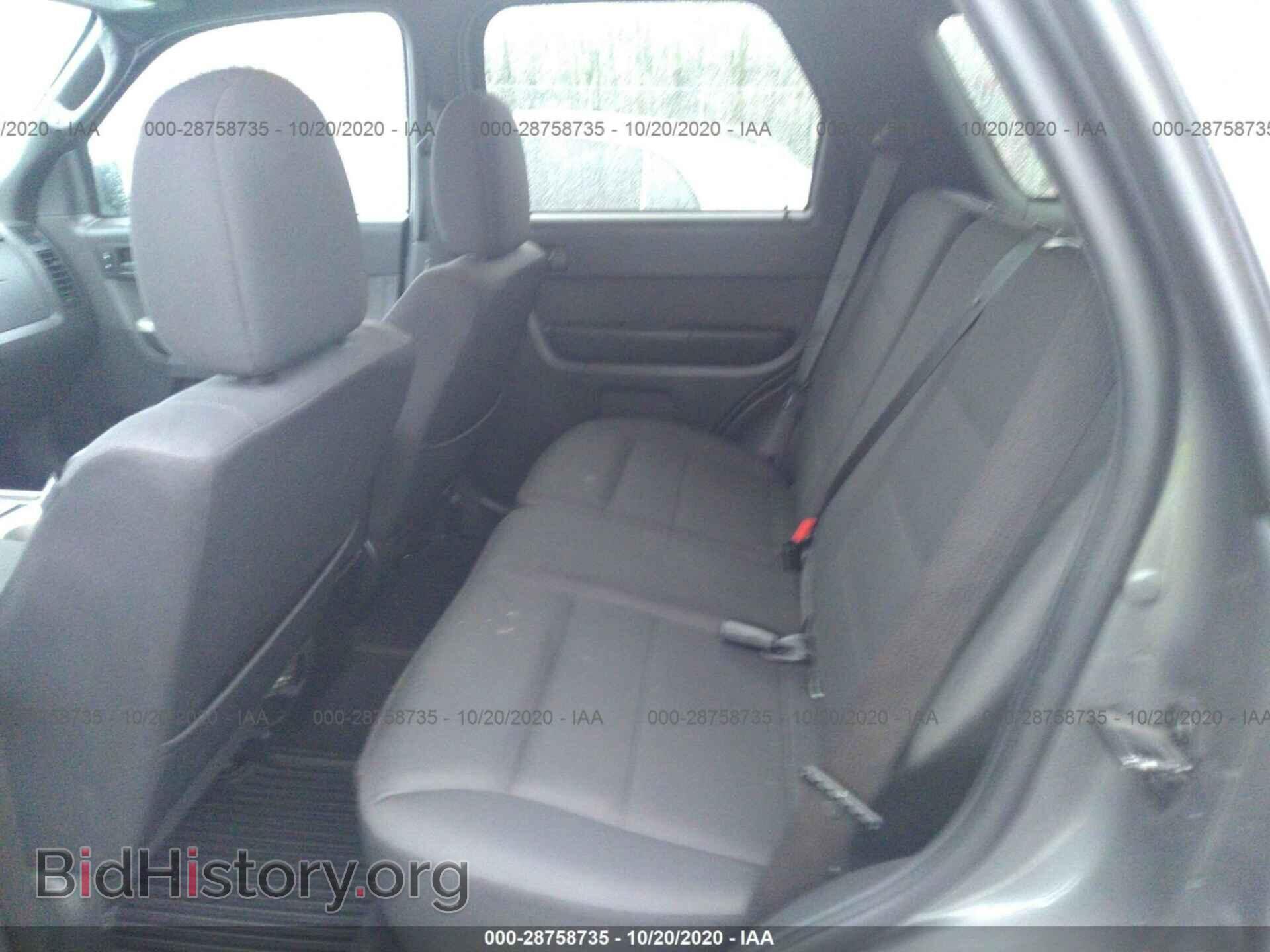 2011 FORD ESCAPE - VIN: 1FMCU0D70BKC03255 - Фото 8