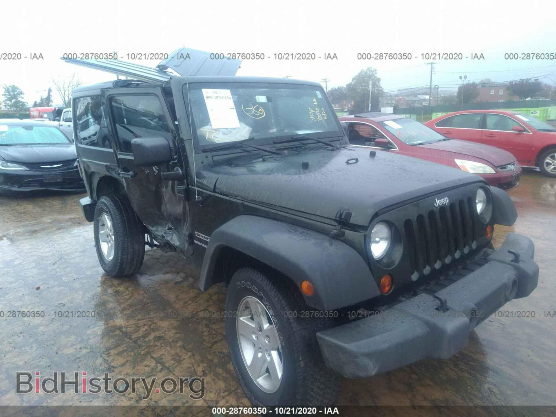 Фотография 1J4AA2D16BL511286 - JEEP WRANGLER 2011