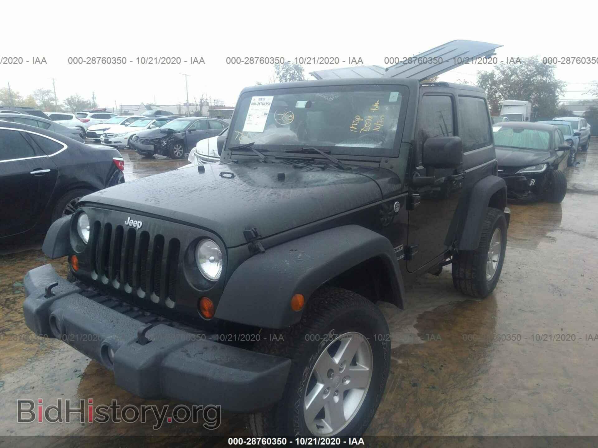 2011 JEEP WRANGLER - VIN: 1J4AA2D16BL511286 - Фото 2
