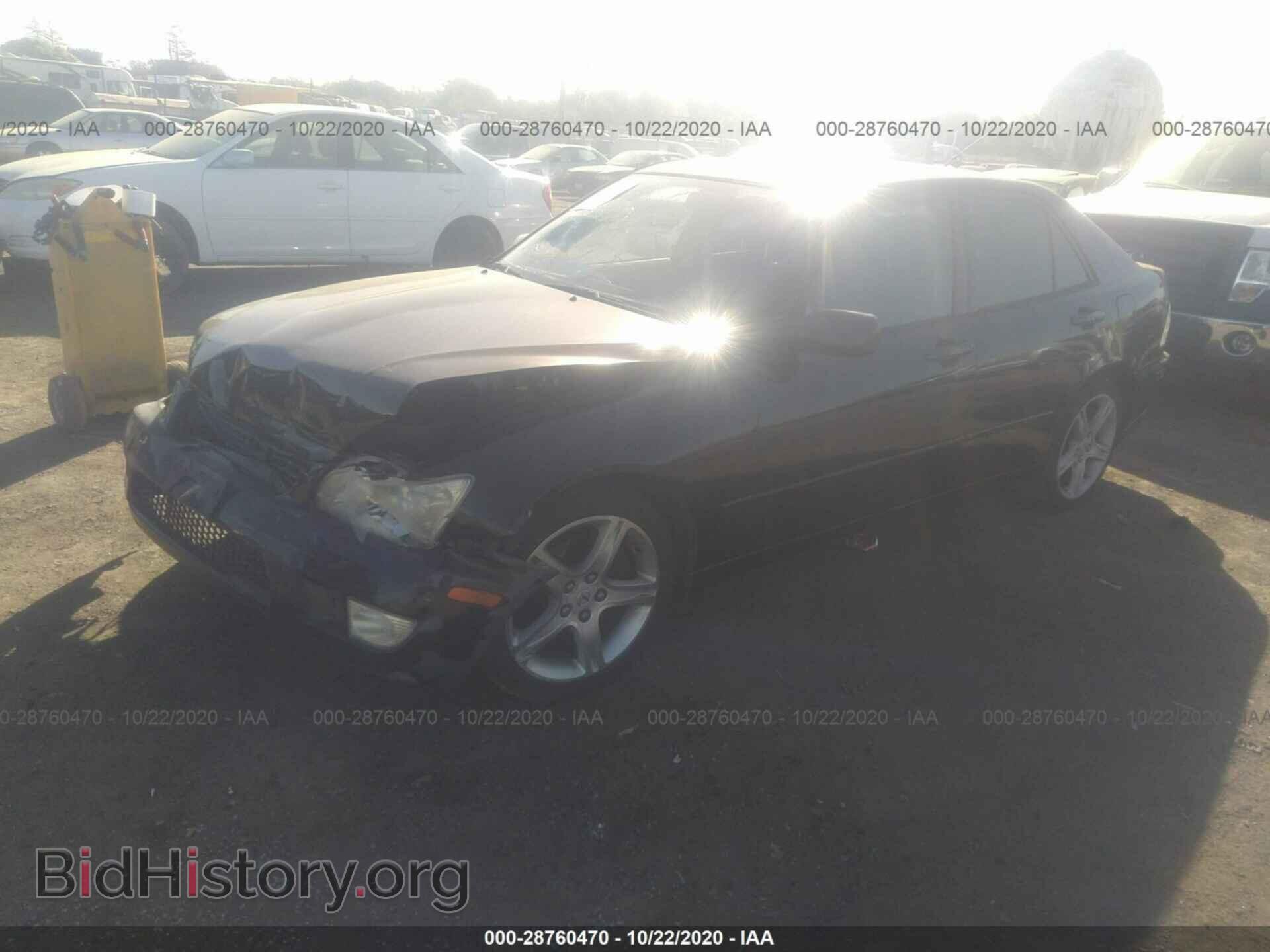 2001 LEXUS IS 300 - VIN: JTHBD182410002424 - Фото 2