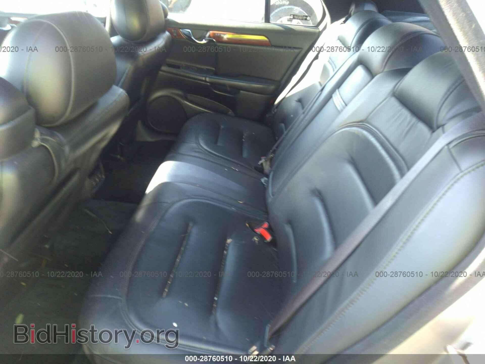 2002 CADILLAC DEVILLE - VIN: 1G6KD54Y12U103680 - Photo 8