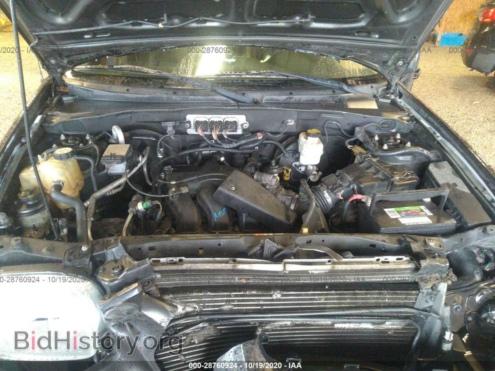 2007 FORD ESCAPE - VIN: 1FMCU04117KA52946 - Фото 10