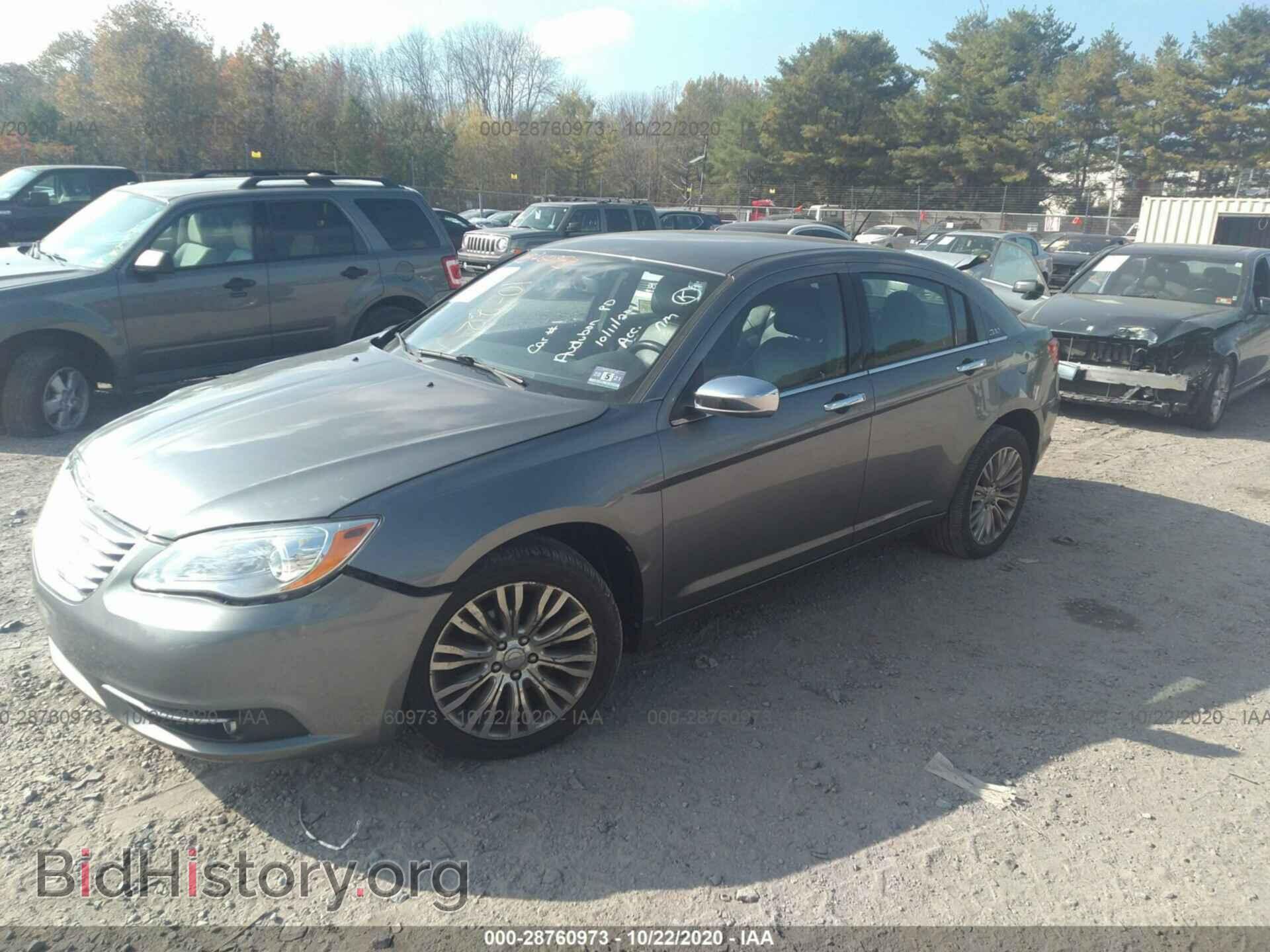 2012 CHRYSLER 200 - VIN: 1C3CCBCB6CN121057 - Фото 2