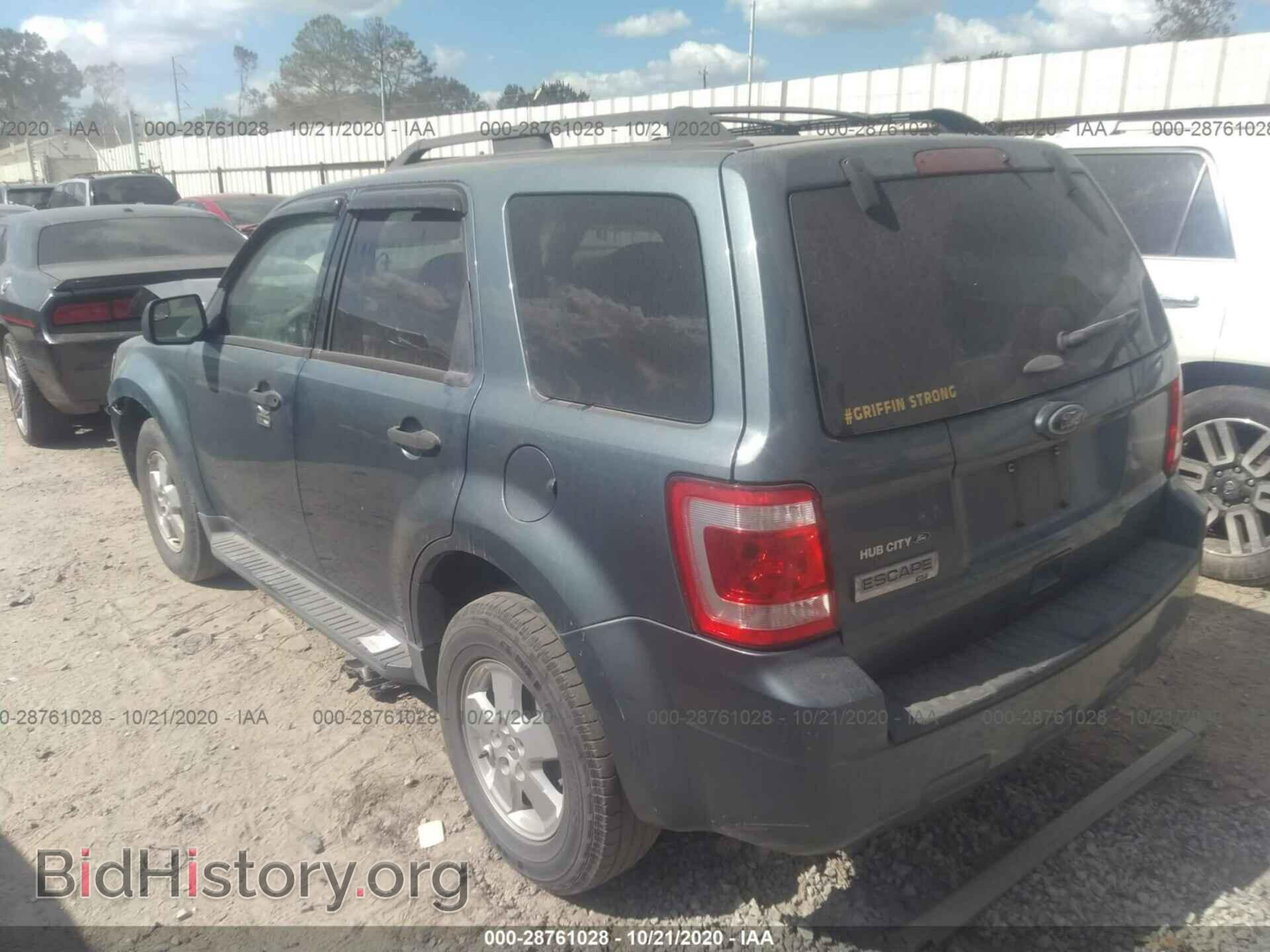 2011 FORD ESCAPE - VIN: 1FMCU0D77BKB95476 - Photo 3