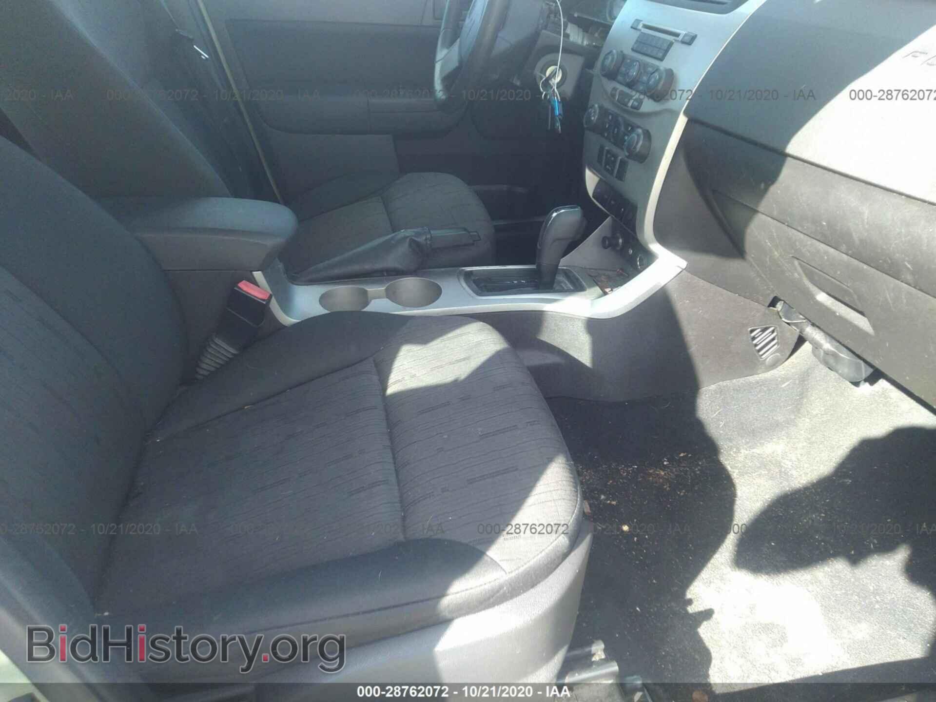 2010 FORD FOCUS - VIN: 1FAHP3FN0AW111090 - Фото 5