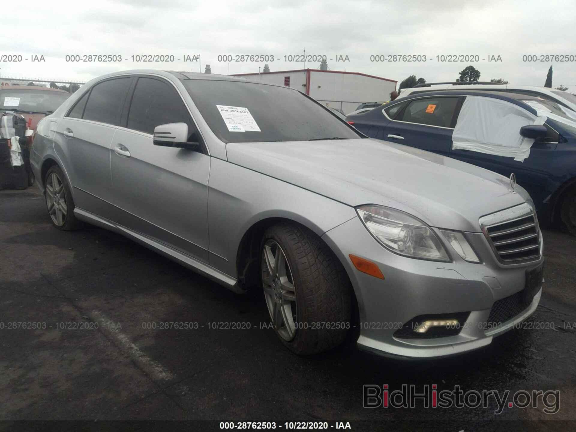 Photo WDDHF5GB1AA255912 - MERCEDES-BENZ E-CLASS 2010