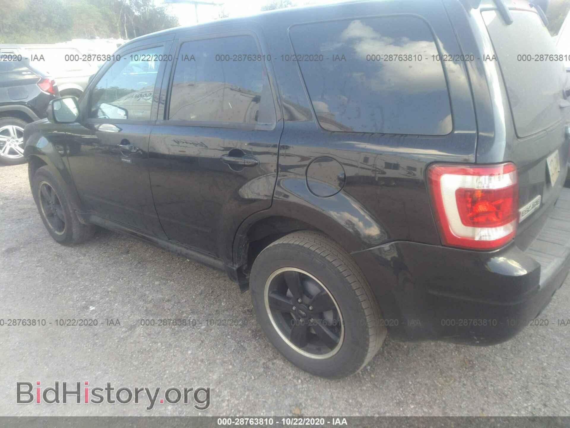 2011 FORD ESCAPE - VIN: 1FMCU0D73BKB65259 - Фото 3