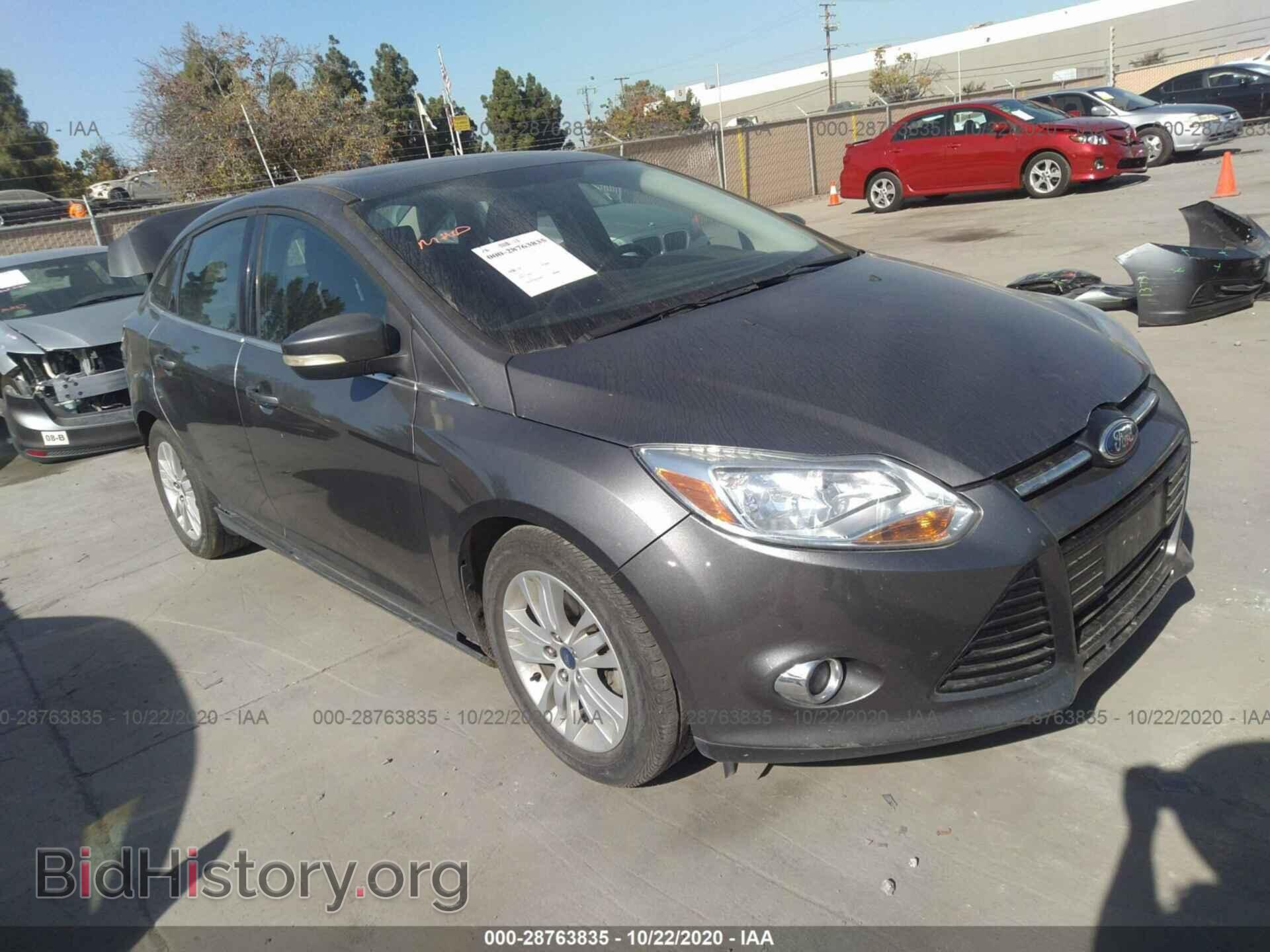Photo 1FAHP3H23CL331203 - FORD FOCUS 2012
