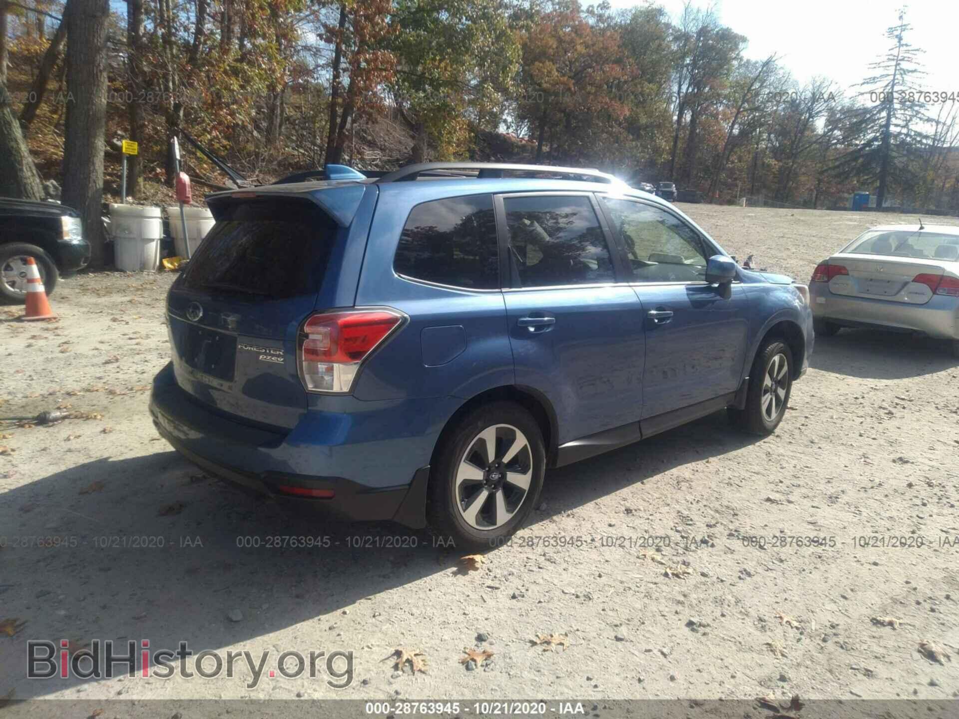 2017 SUBARU FORESTER - VIN: JF2SJAEC0HH805879 - Фото 4