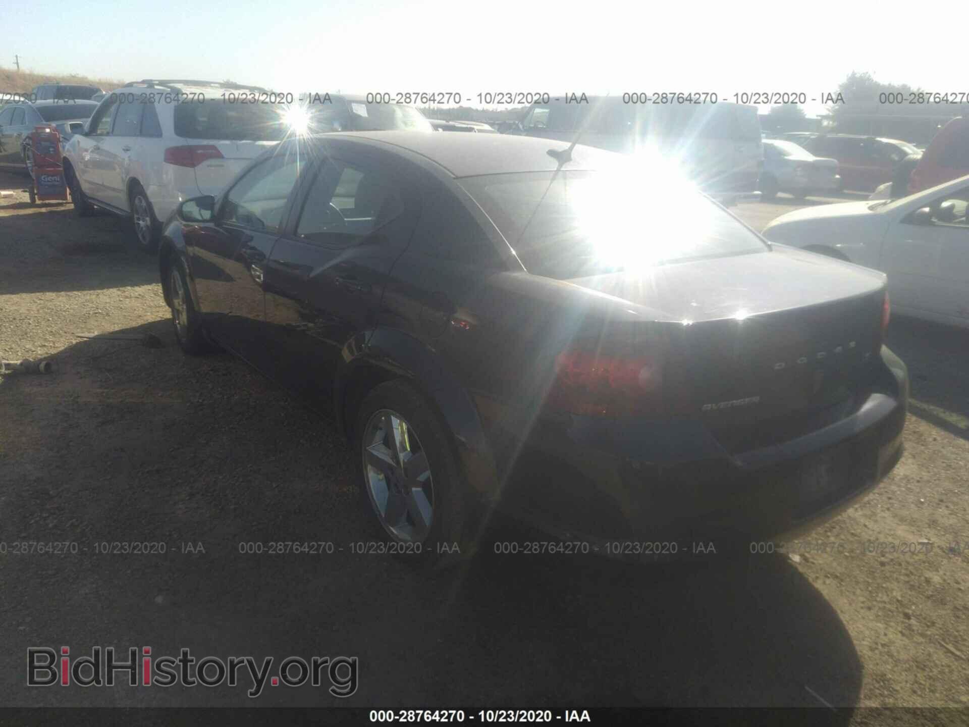 2011 DODGE AVENGER - VIN: 1B3BD2FG8BN550213 - Фото 3
