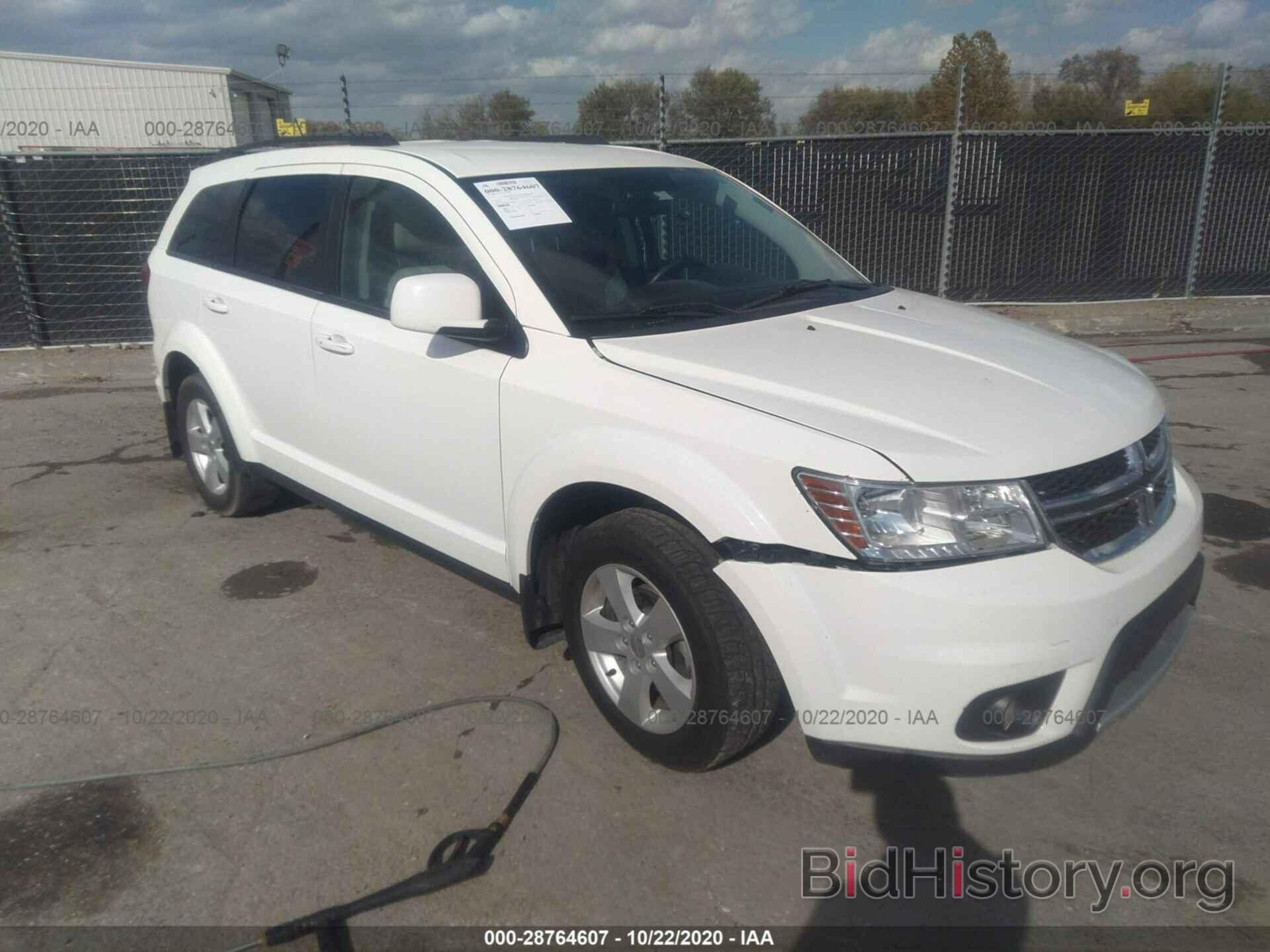 Photo 3C4PDDBG9CT200175 - DODGE JOURNEY 2012