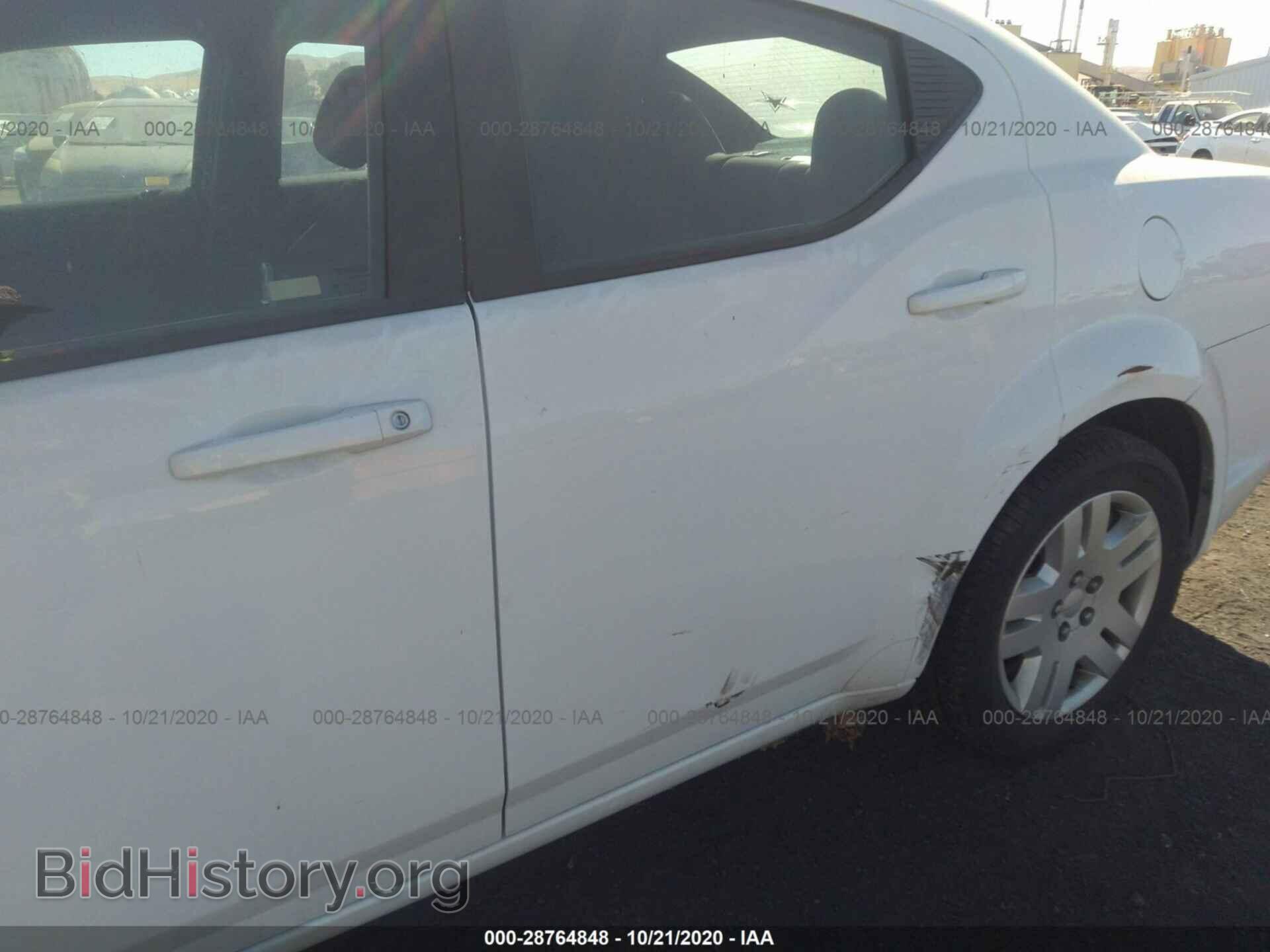 2011 DODGE AVENGER - VIN: 1B3BD4FB4BN590787 - Фото 6