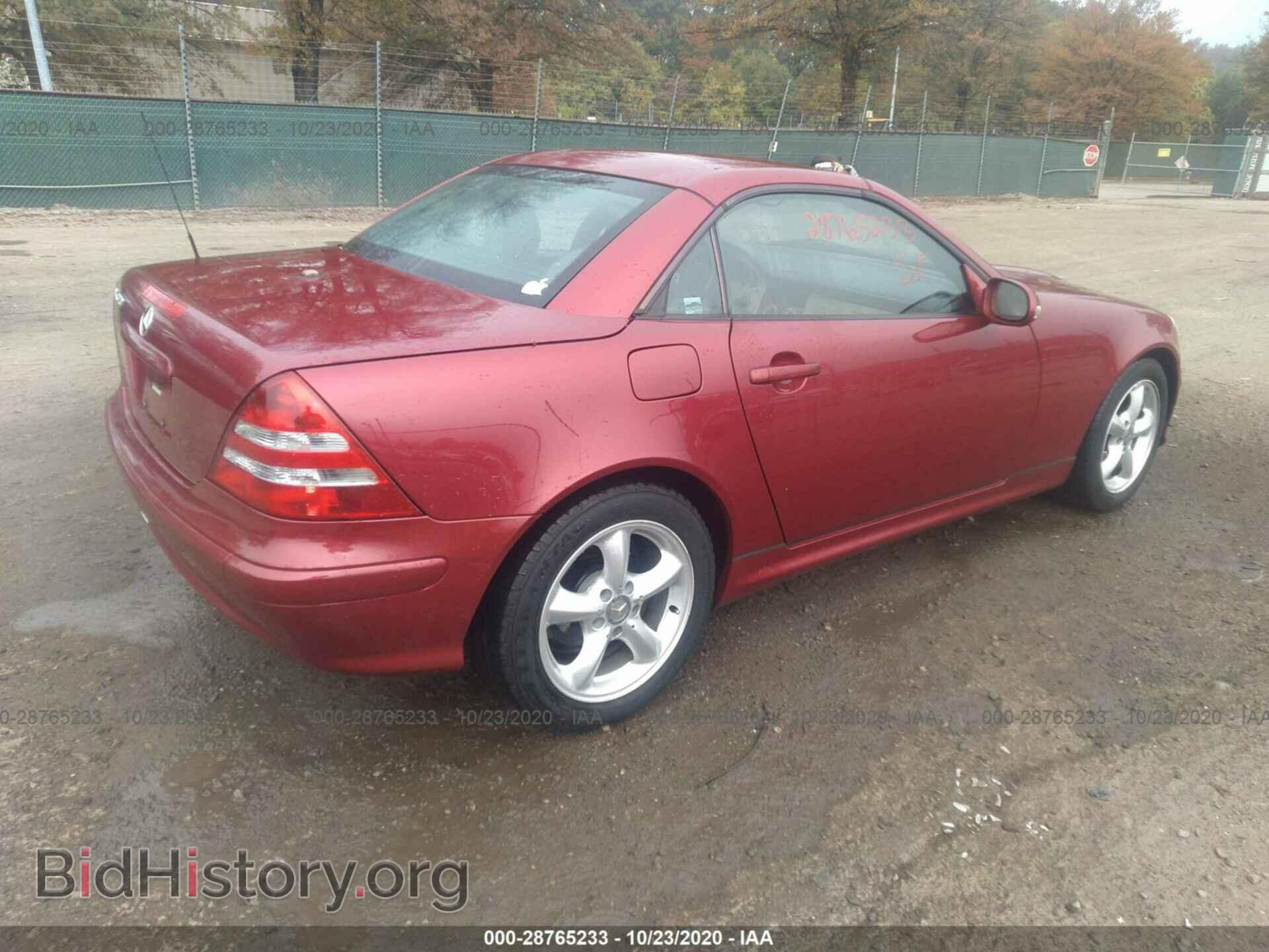 2001 MERCEDES-BENZ SLK-CLASS - VIN: WDBKK65F81F215545 - Фото 4