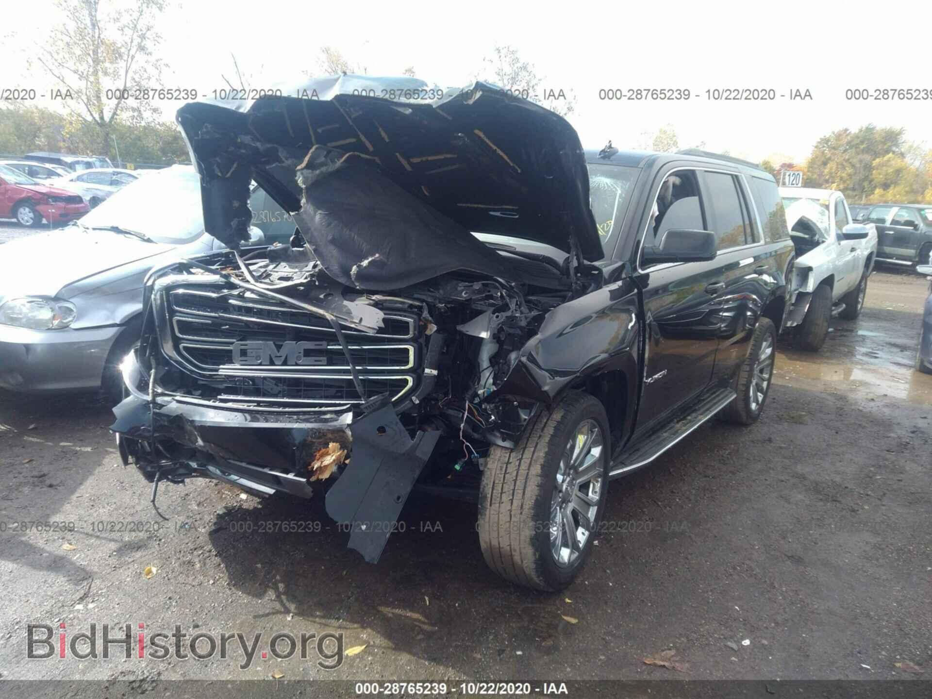 2018 GMC YUKON - VIN: 1GKS2AKC8JR250362 - Фото 2