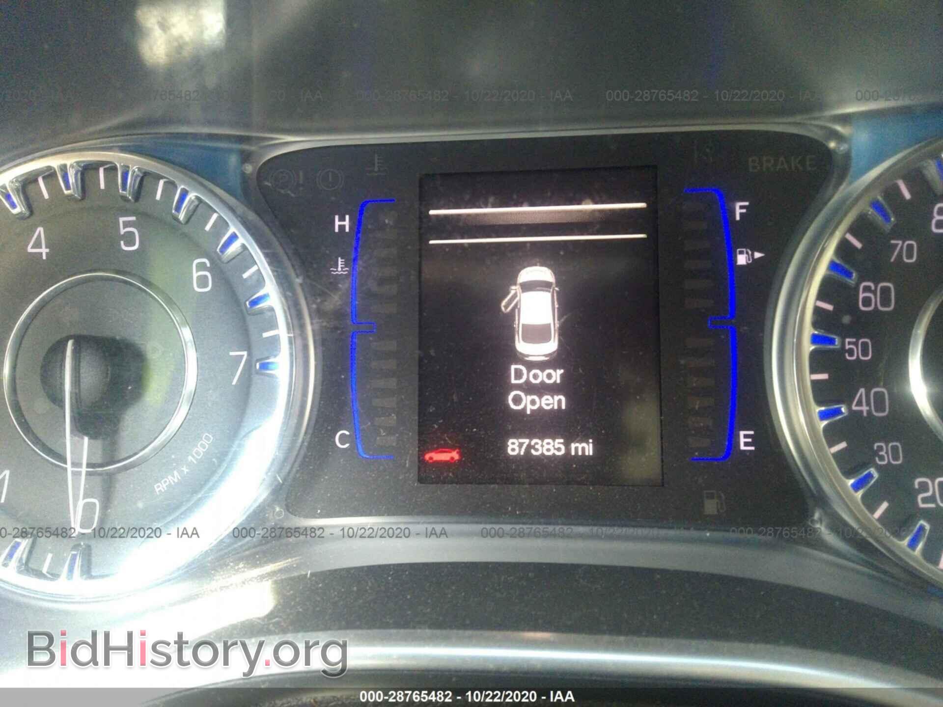 2015 CHRYSLER 200 - VIN: 1C3CCCAB6FN740237 - Photo 7