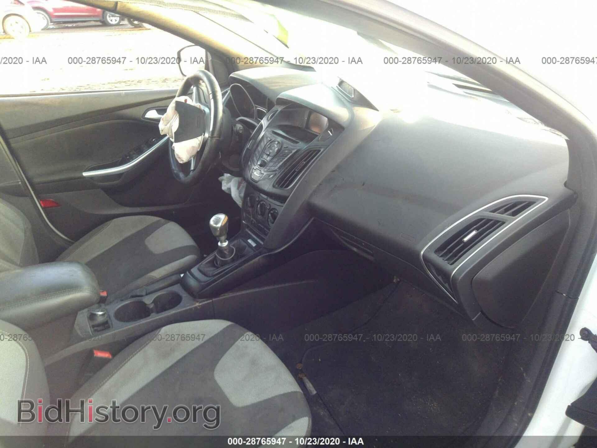 2014 FORD FOCUS - VIN: 1FADP3L95EL164039 - Photo 5