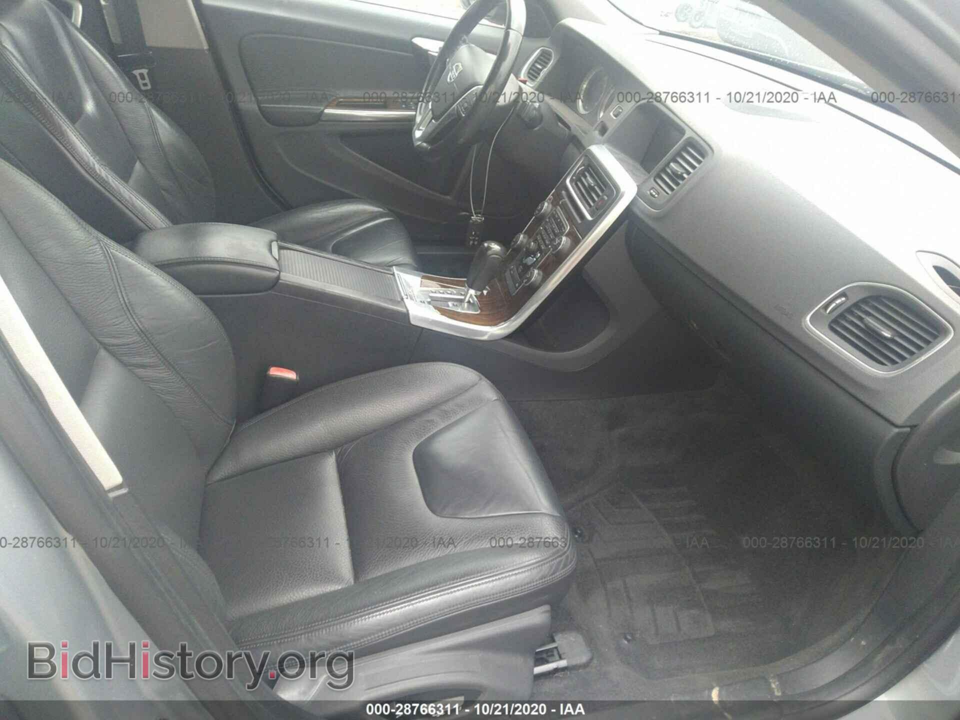 2011 VOLVO S60 - VIN: YV1902FH6B2008038 - Photo 5