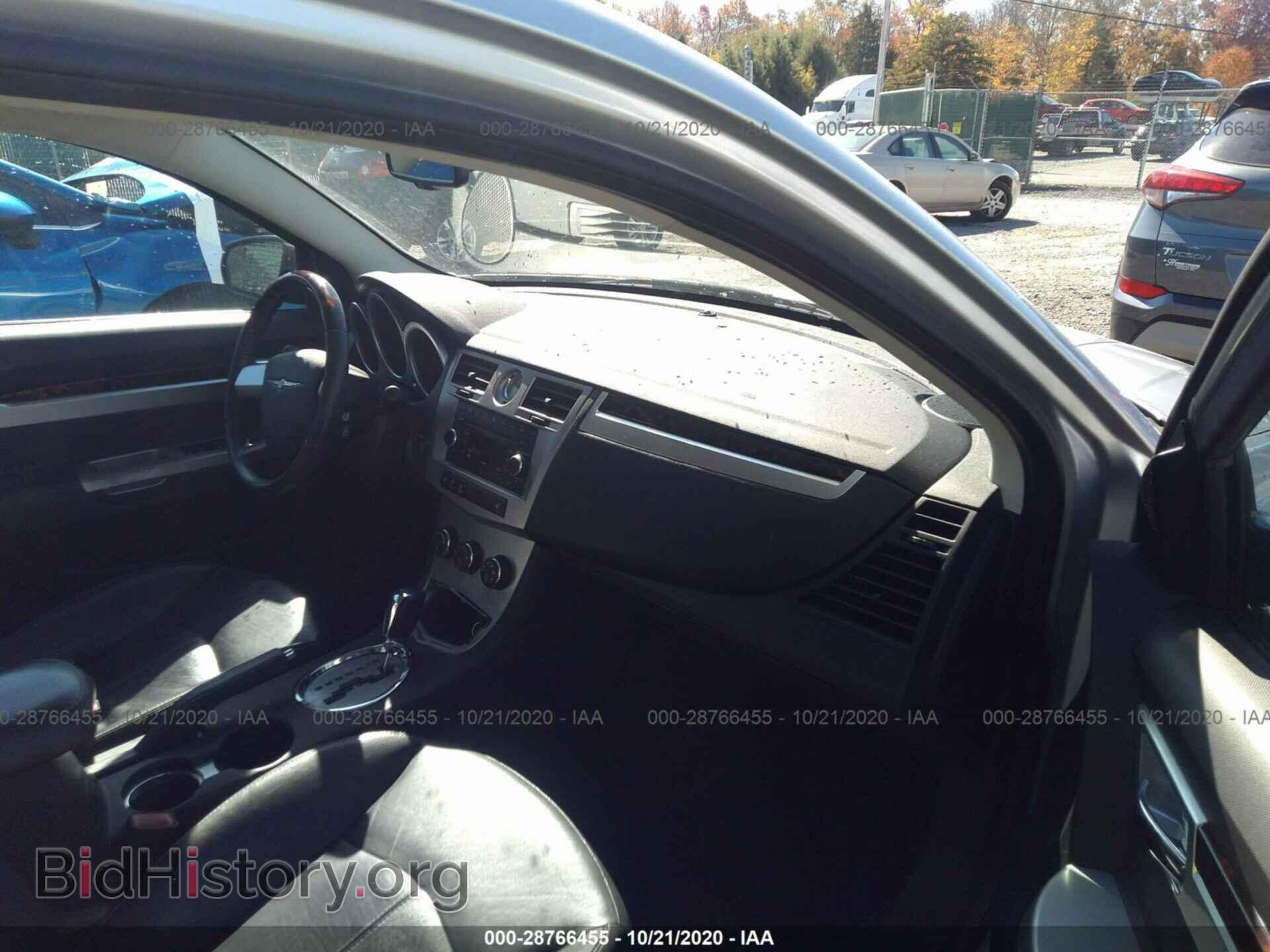 2009 CHRYSLER SEBRING - VIN: 1C3LC56B99N566592 - Фото 5
