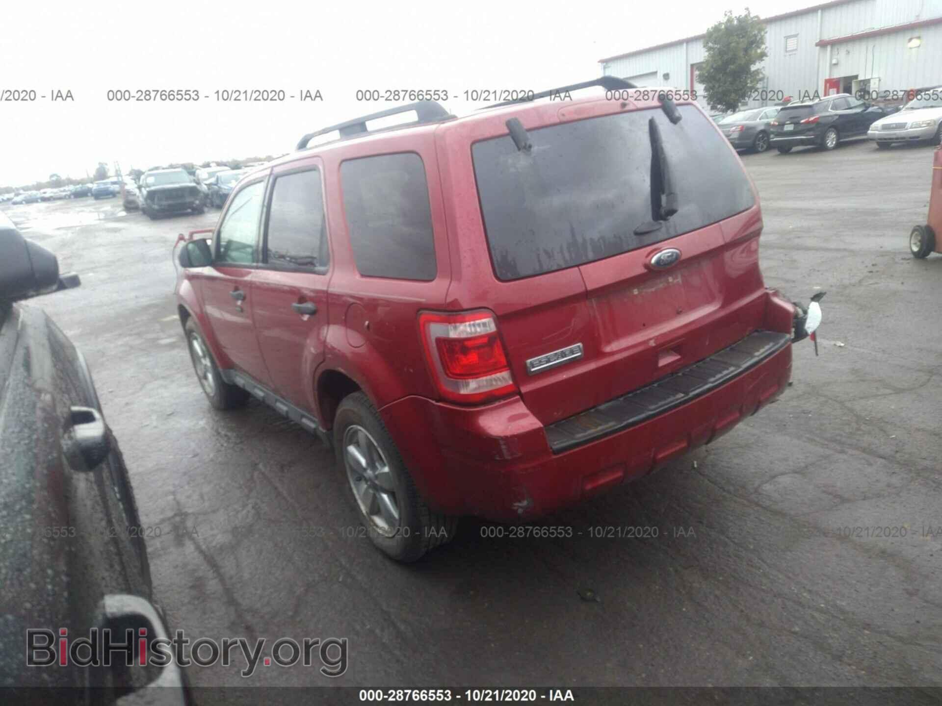 2011 FORD ESCAPE - VIN: 1FMCU9D77BKB72252 - Фото 3