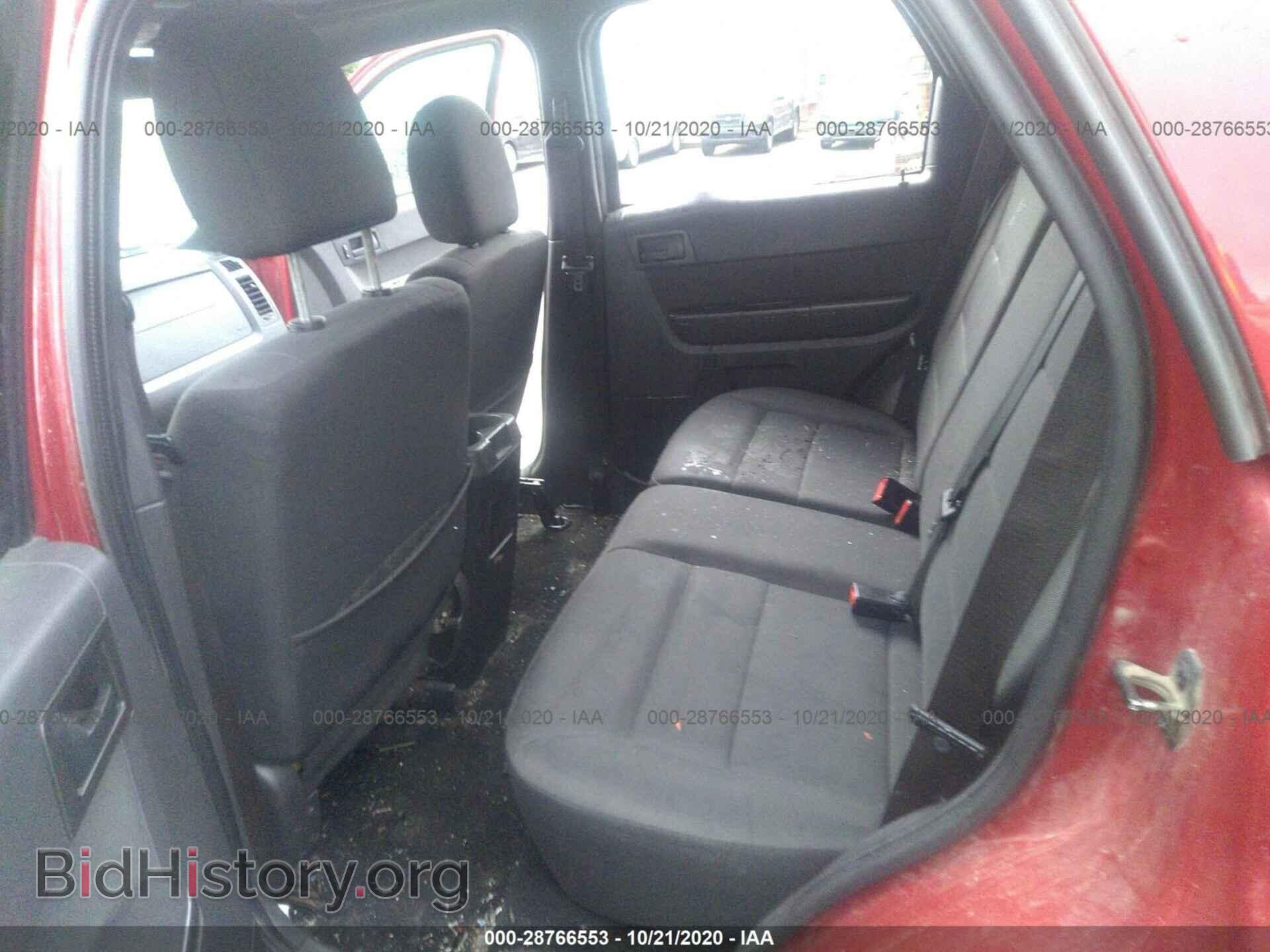 2011 FORD ESCAPE - VIN: 1FMCU9D77BKB72252 - Фото 8